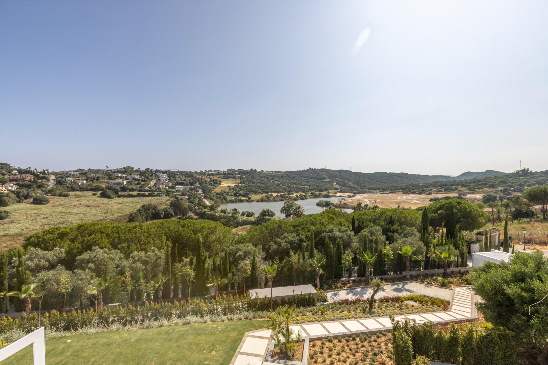 Image 56: detached villa For sale, sotogrande, €6,975,000 [HFM-C40240]