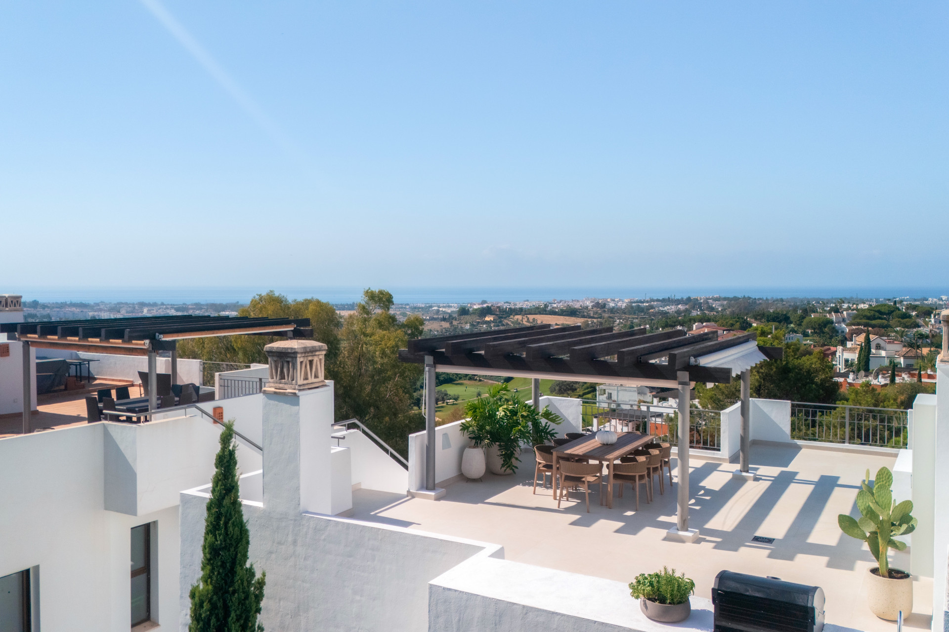 Image {index}: Penthouse Duplex For sale, Benahavís, €1,500,000 [HFM-CL10213]