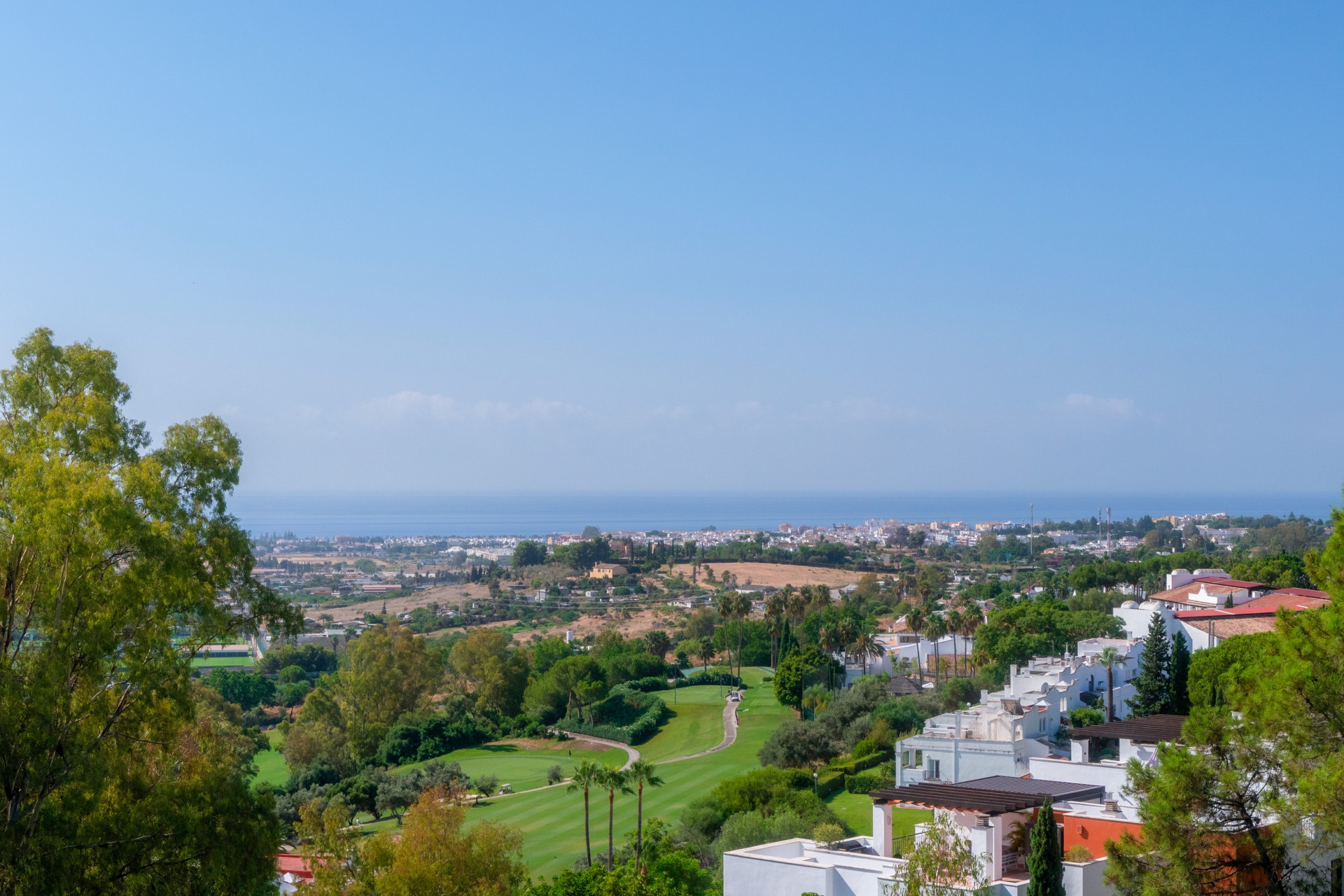 Image {index}: Penthouse Duplex For sale, Benahavís, €1,500,000 [HFM-CL10213]