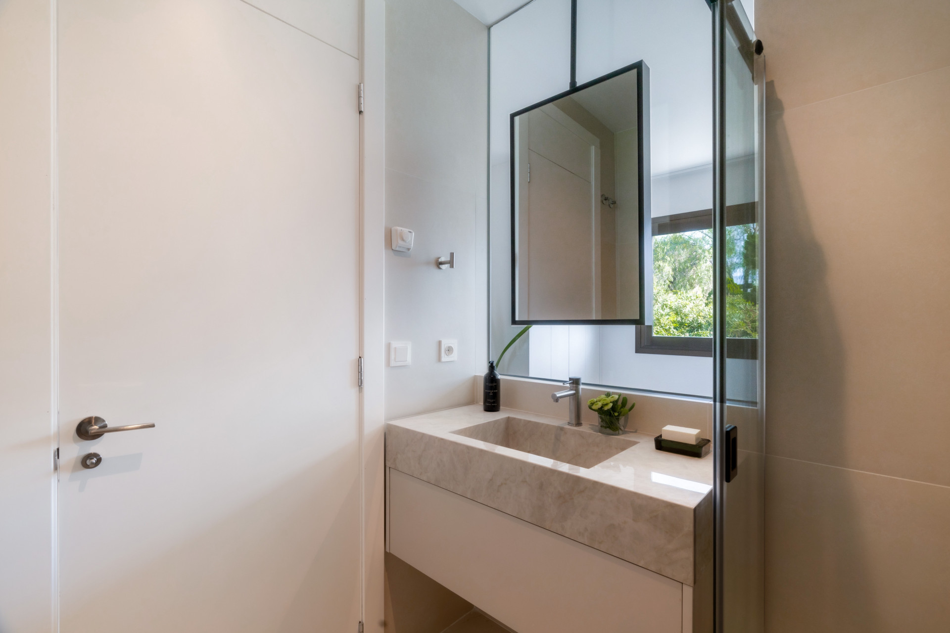 Image {index}: Penthouse Duplex For sale, Benahavís, €1,500,000 [HFM-CL10213]