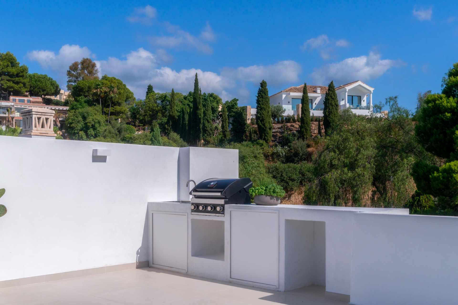 Image {index}: Penthouse Duplex For sale, Benahavís, €1,500,000 [HFM-CL10213]