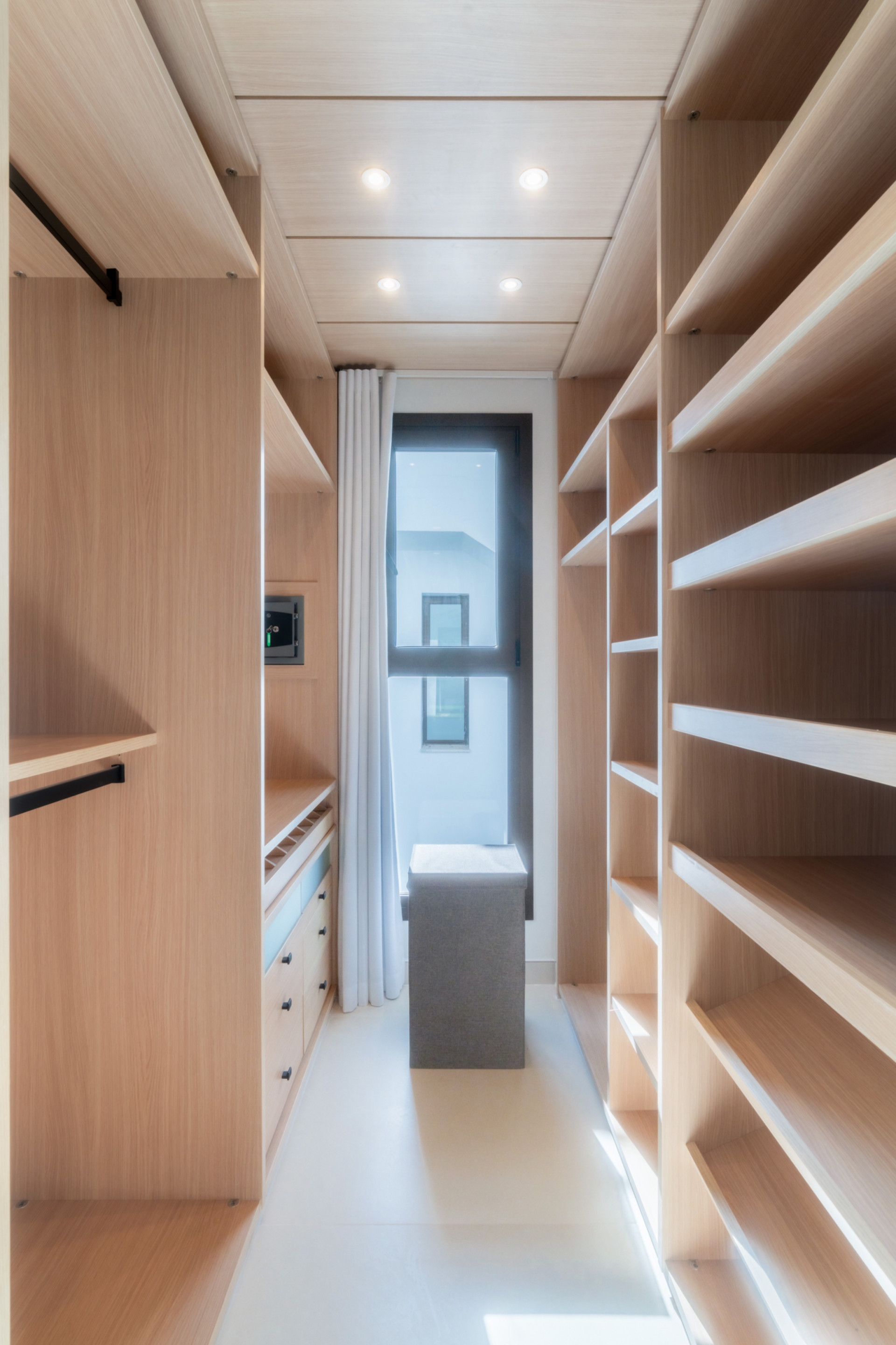 Image {index}: Penthouse Duplex For sale, Benahavís, €1,500,000 [HFM-CL10213]