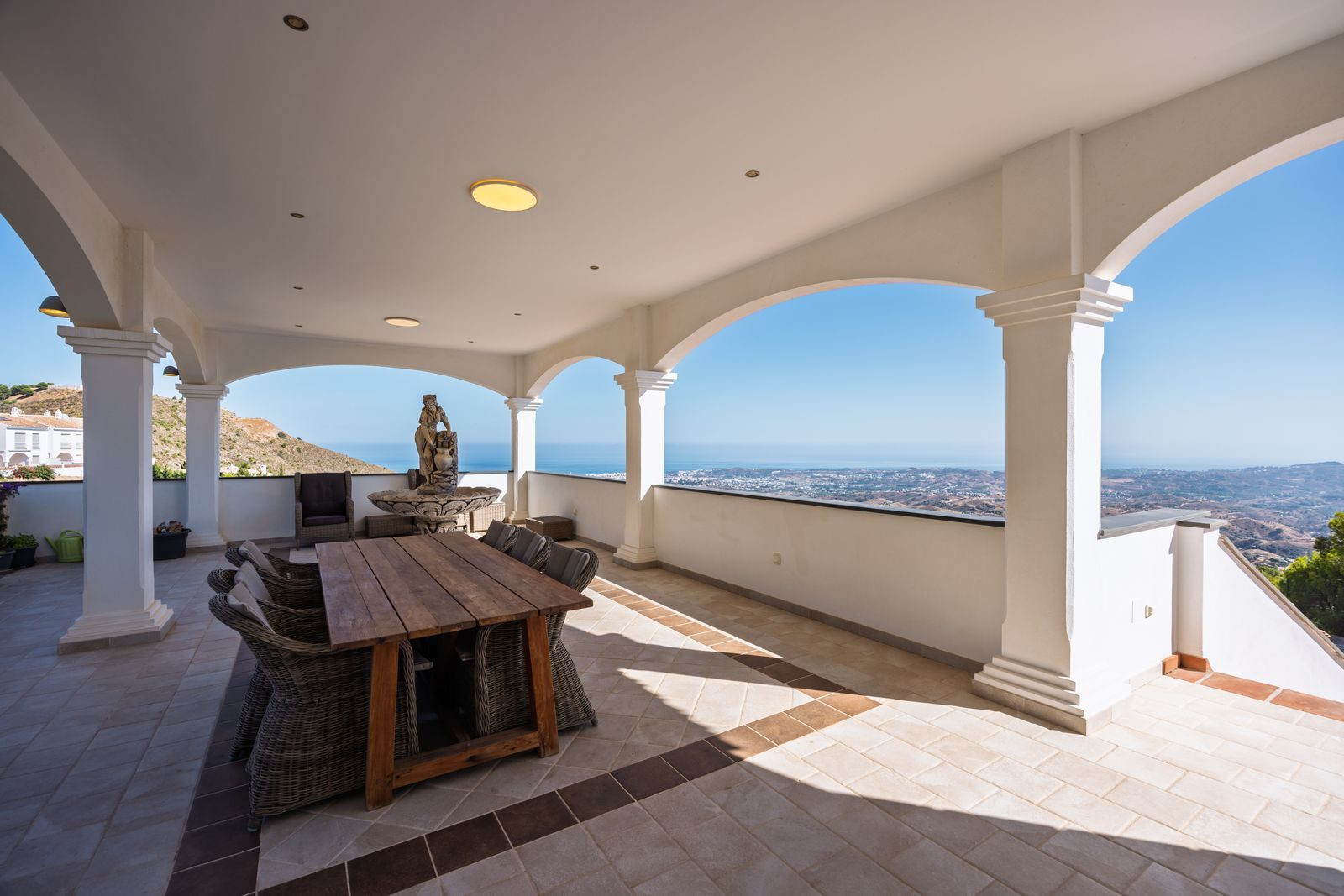 Image 48: detached villa For sale, Mijas, €2,495,000 [HFM-CL10214]