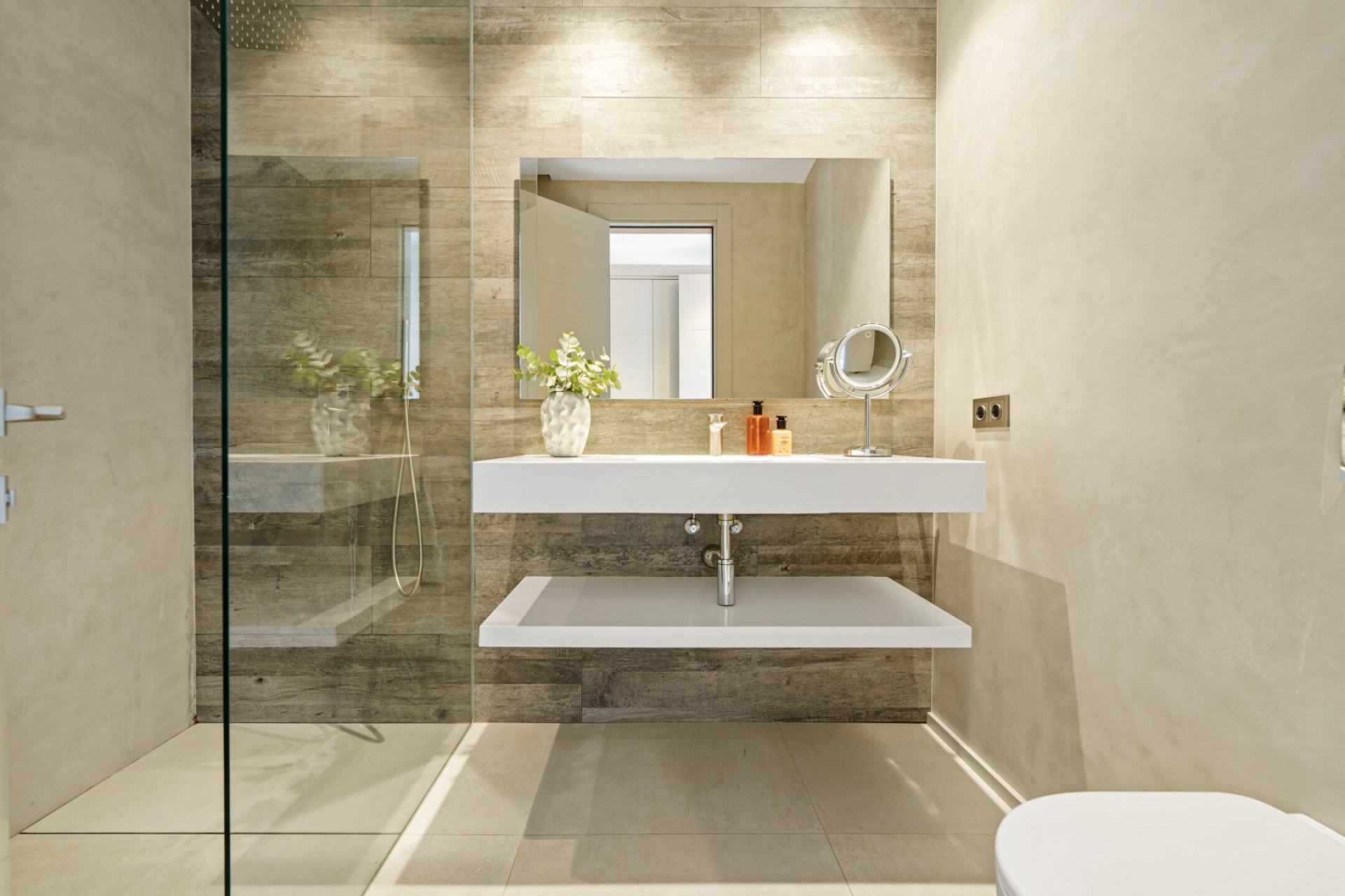 Image 47: detached villa For sale, Nueva Andalucía, €4,895,000 [HFM-C40198]