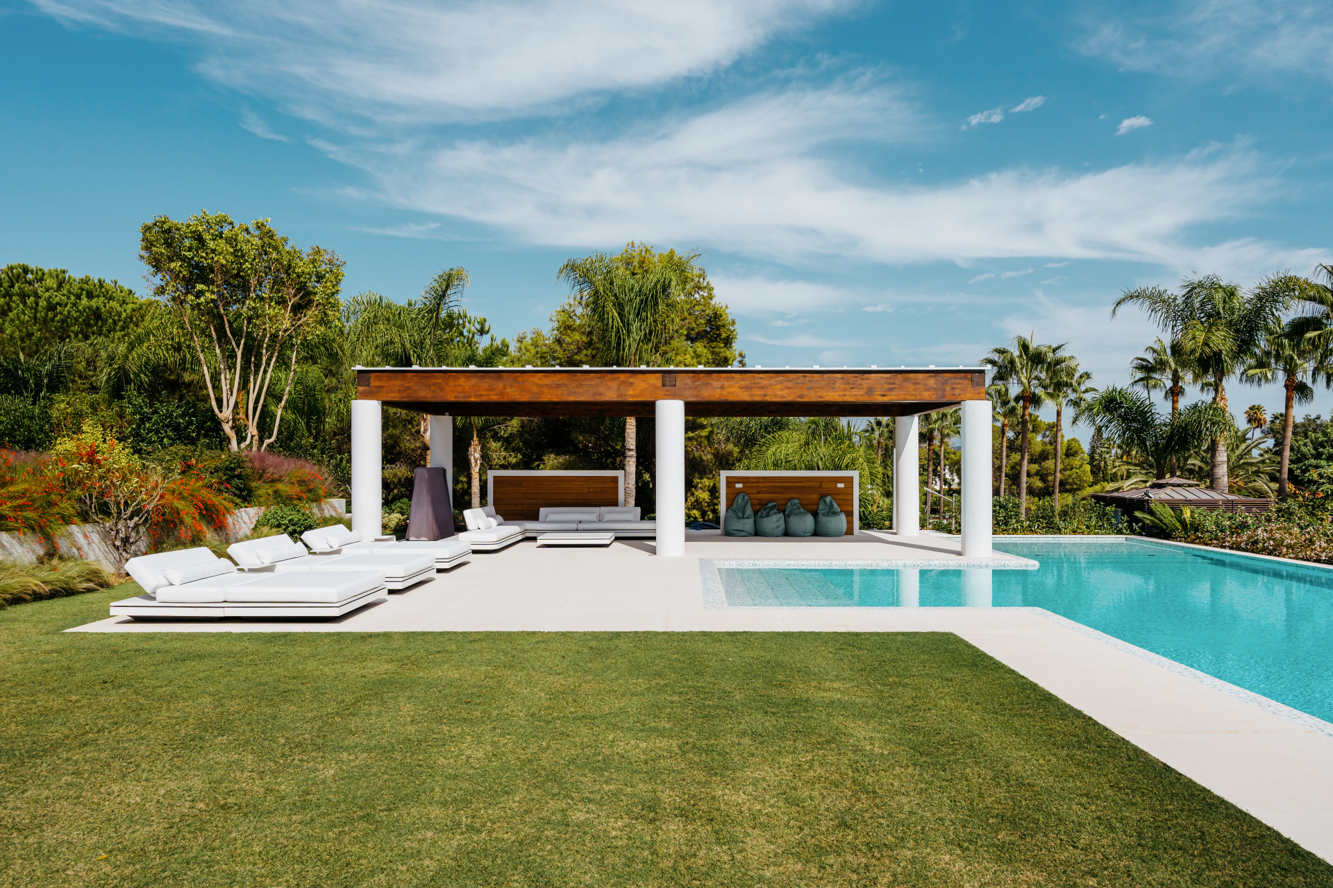 Image 19: detached villa For sale, The Golden Mile, €14,600,000 [HFM-C40201]