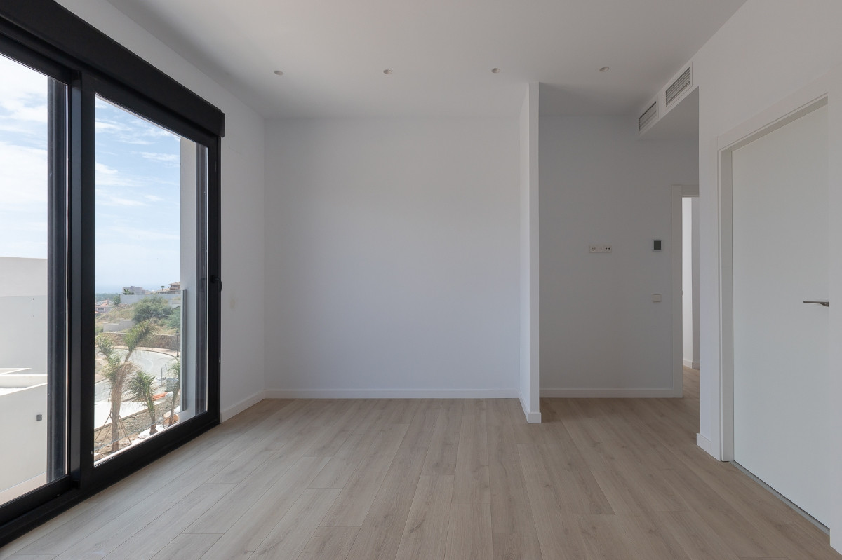 Image 33: detached villa For sale, Marbella, €2,550,000 [HFM-CL10184]