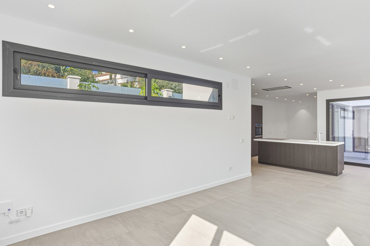 Image 33: detached villa For sale, Marbella, €2,550,000 [HFM-CL10184]