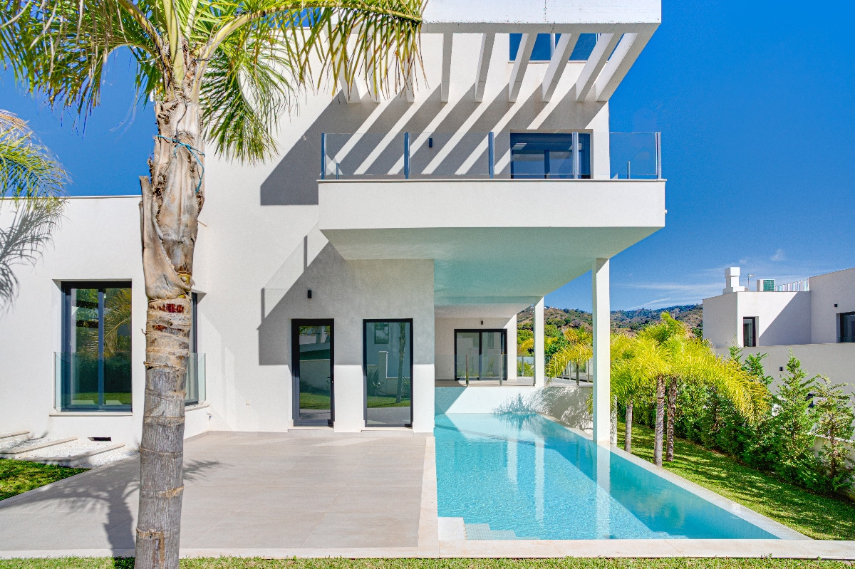 Image 33: detached villa For sale, Marbella, €2,550,000 [HFM-CL10184]