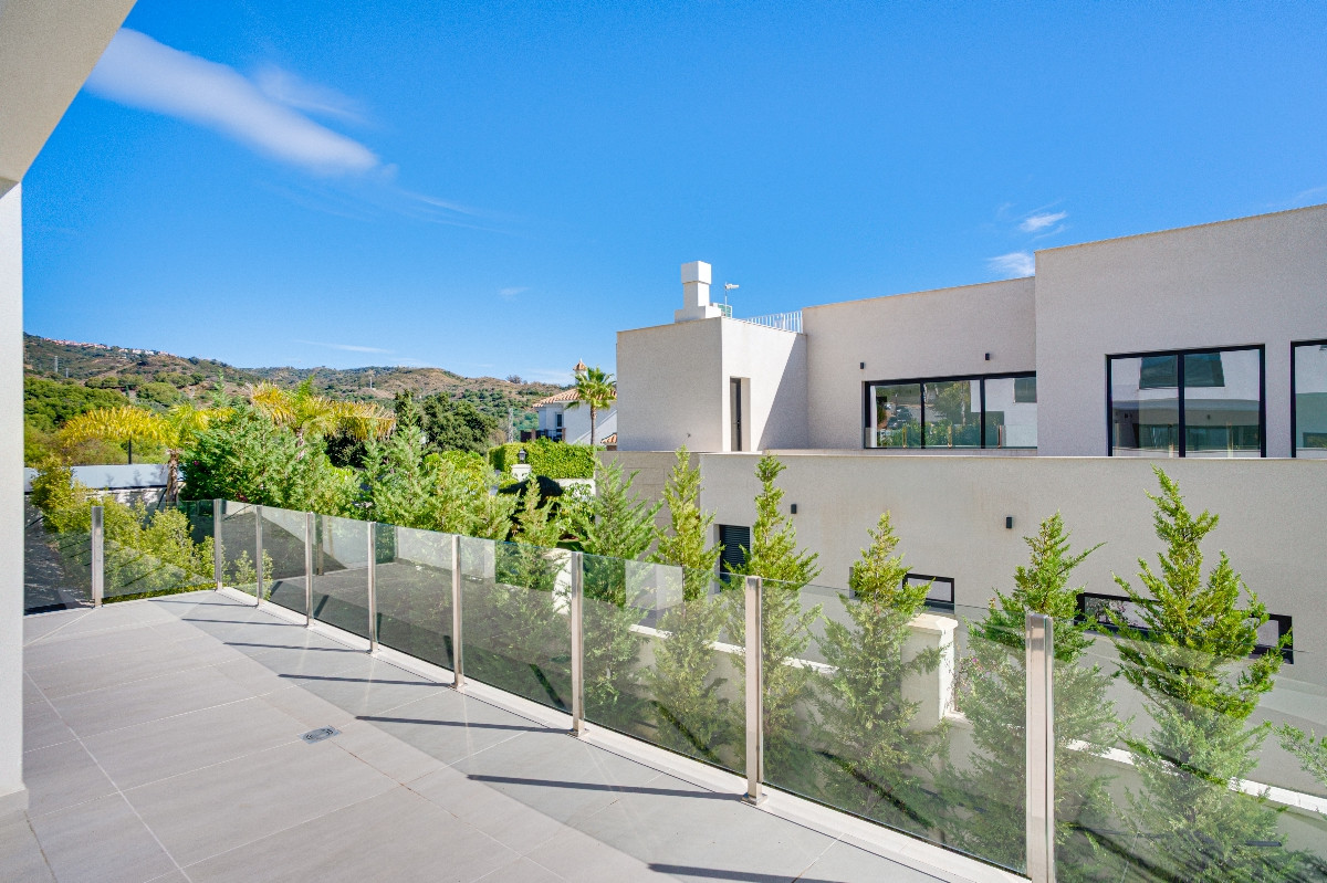 Image 33: detached villa For sale, Marbella, €2,550,000 [HFM-CL10184]
