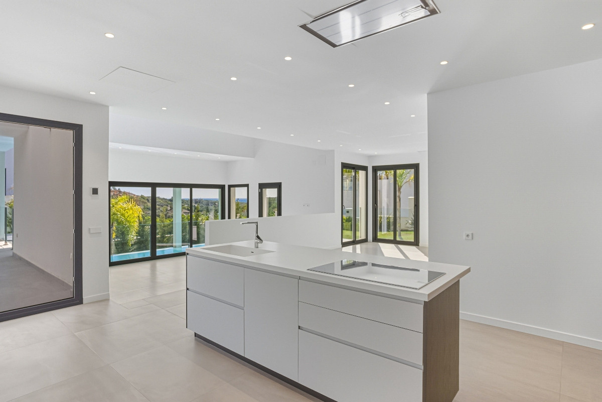 Image 33: detached villa For sale, Marbella, €2,550,000 [HFM-CL10184]