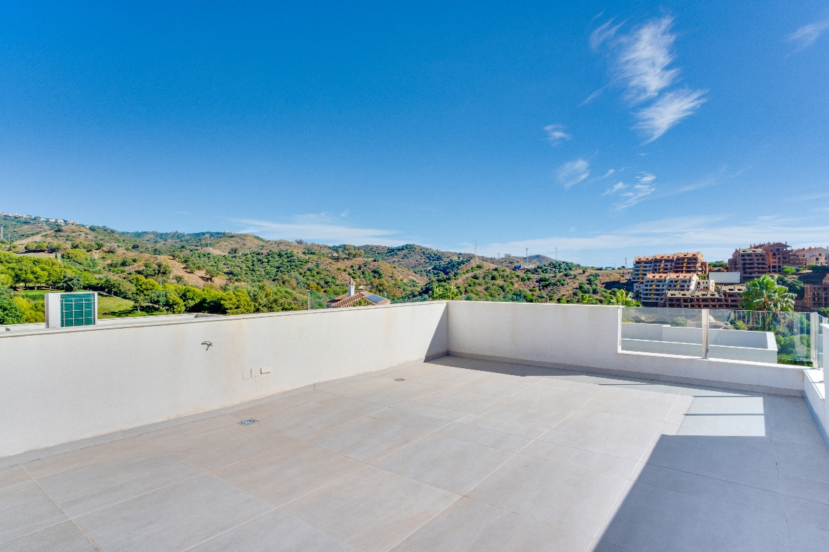 Image 33: detached villa For sale, Marbella, €2,550,000 [HFM-CL10184]