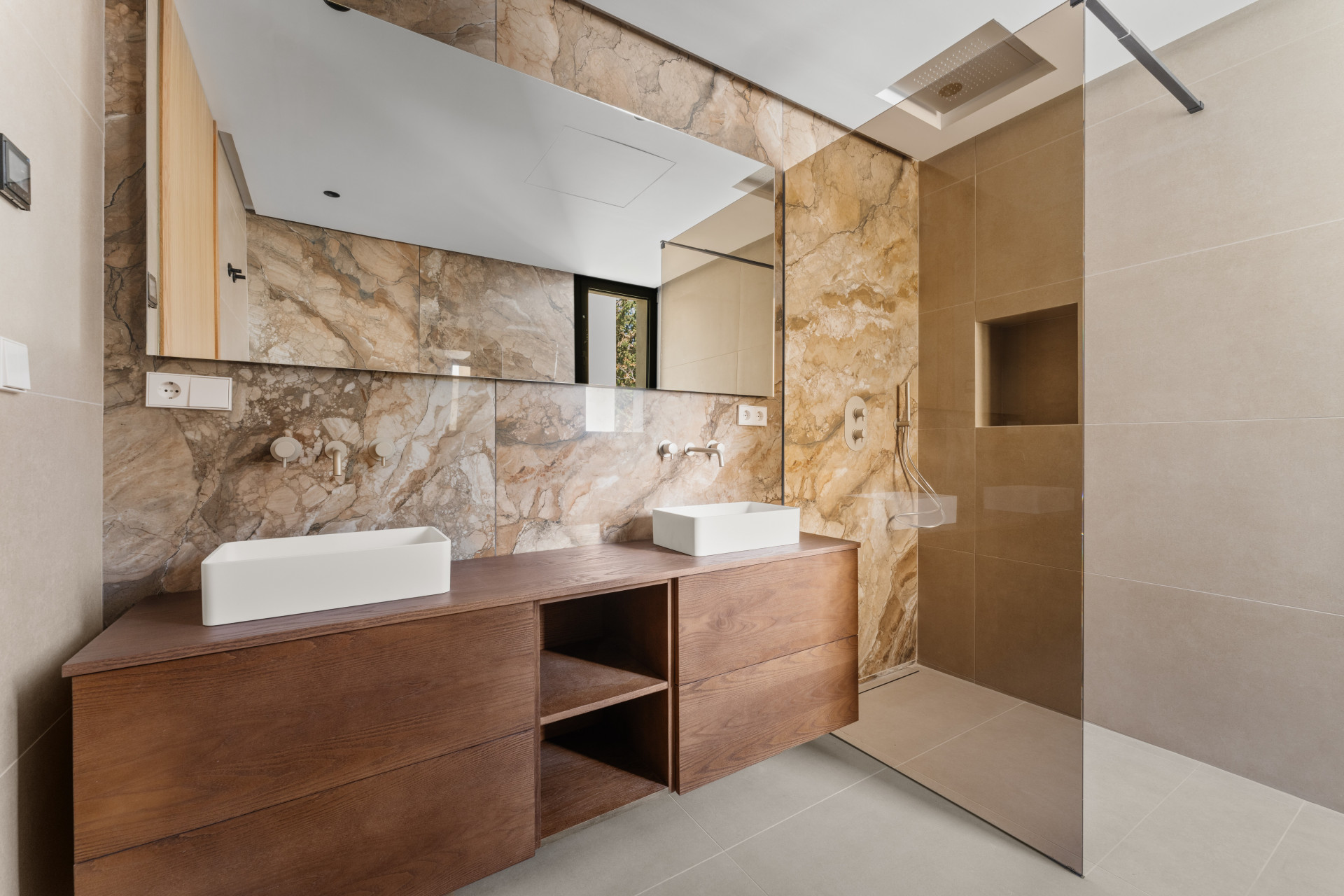 Image 16: detached villa For sale, San Pedro de Alcántara, €5,950,000 [HFM-C40204]