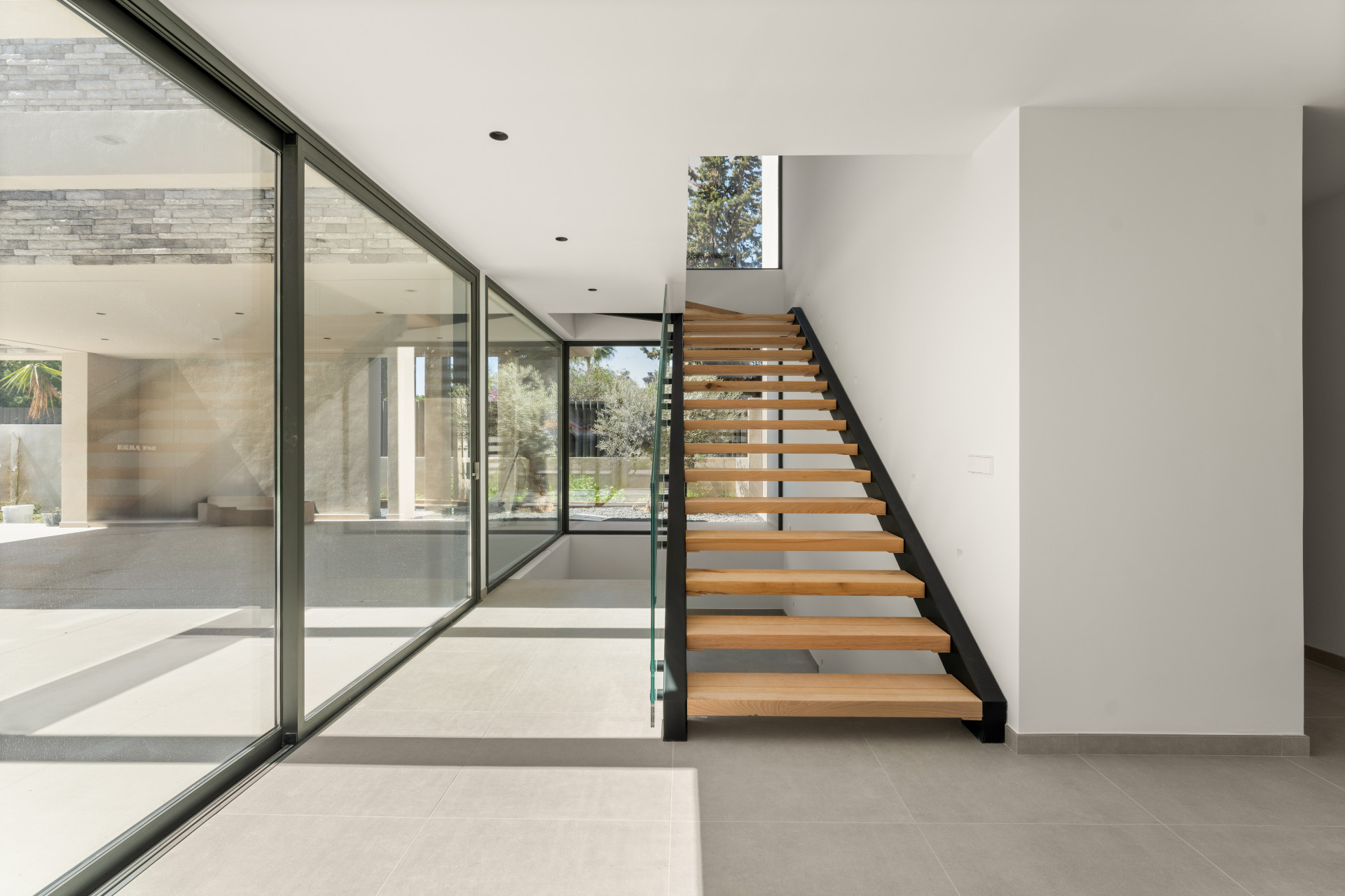 Image 16: detached villa For sale, San Pedro de Alcántara, €5,950,000 [HFM-C40204]