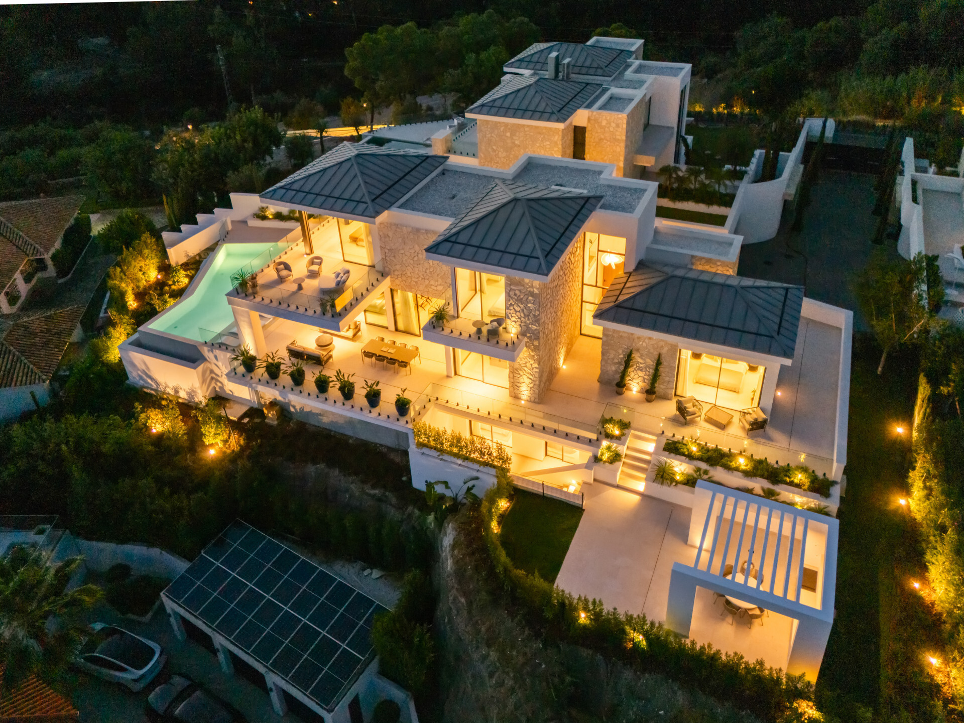 Image 50: detached villa For sale, Benahavís, €5,695,000 [HFM-C40207]