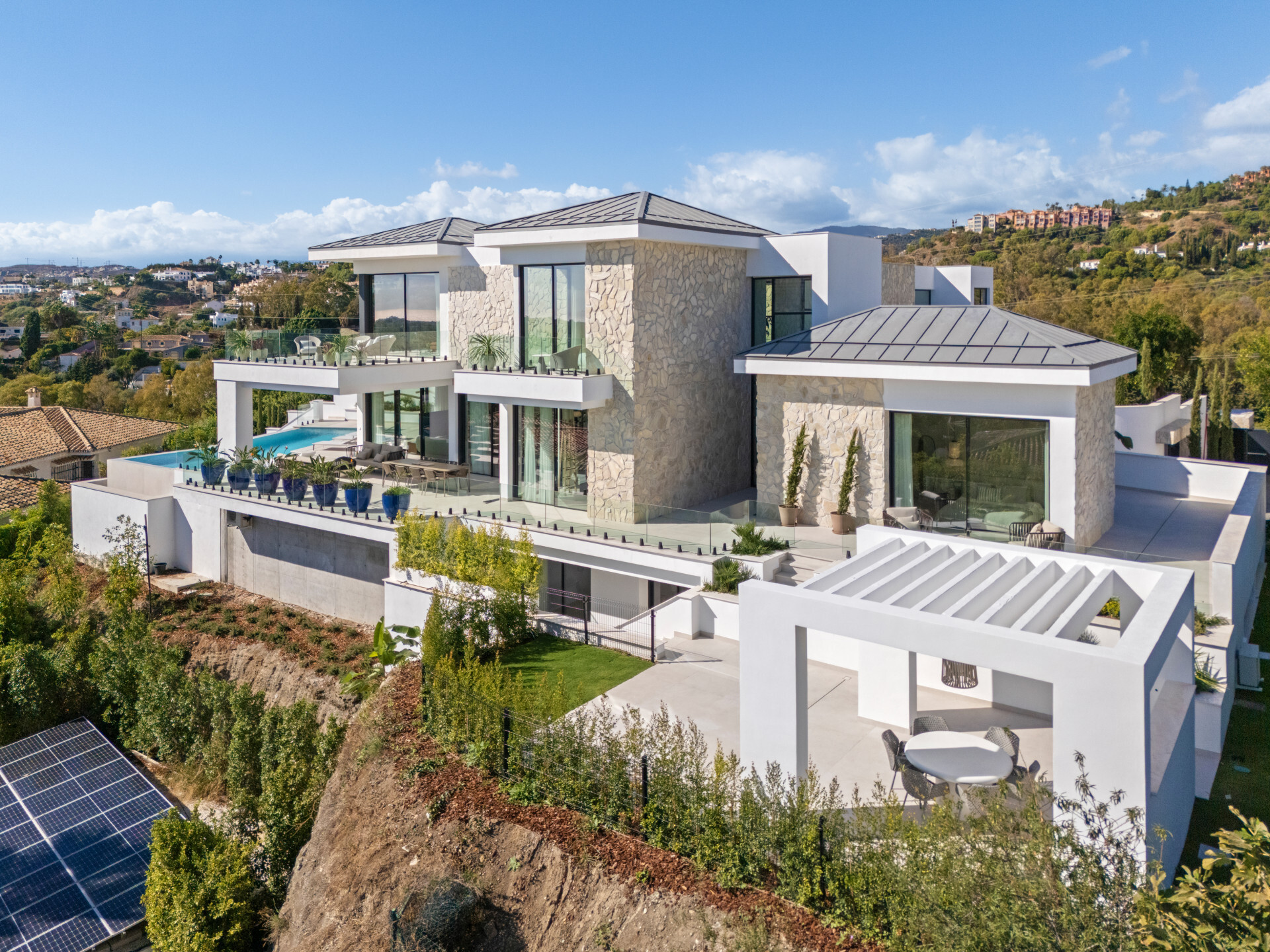 Image 50: detached villa For sale, Benahavís, €5,695,000 [HFM-C40207]