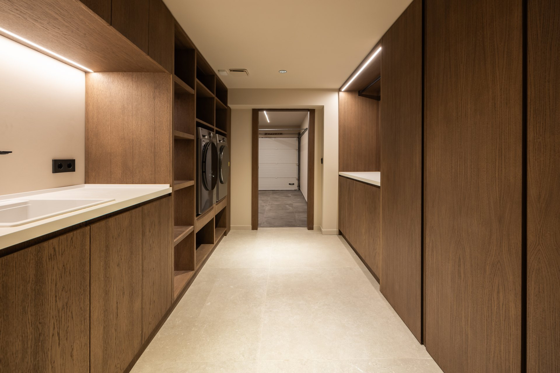 Image 52: detached villa For sale, Nueva Andalucía, €4,695,000 [HFM-C40209]