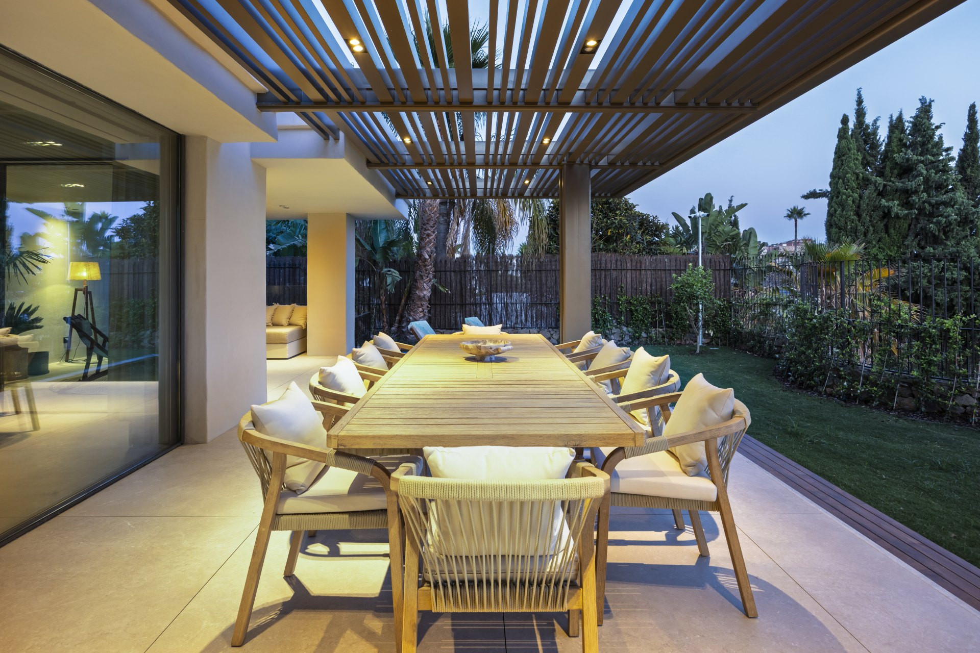 Image 52: detached villa For sale, Nueva Andalucía, €4,695,000 [HFM-C40209]