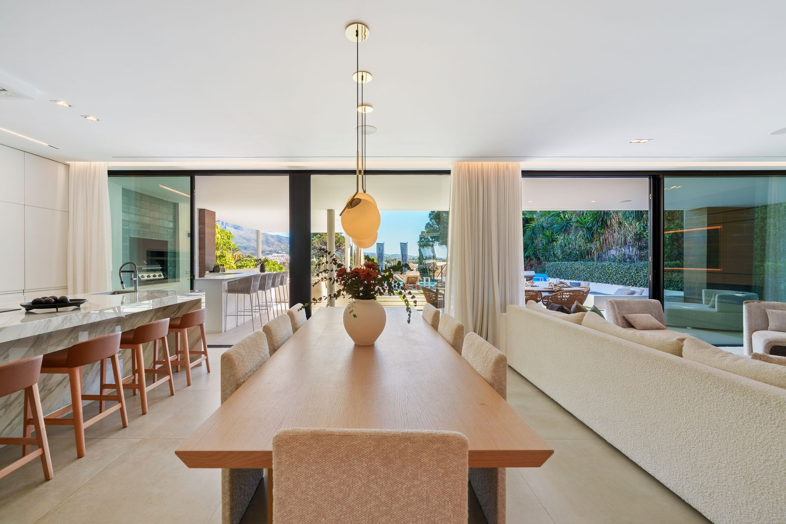 Image 47: detached villa For sale, Nueva Andalucía, €4,990,000 [HFM-C40213]