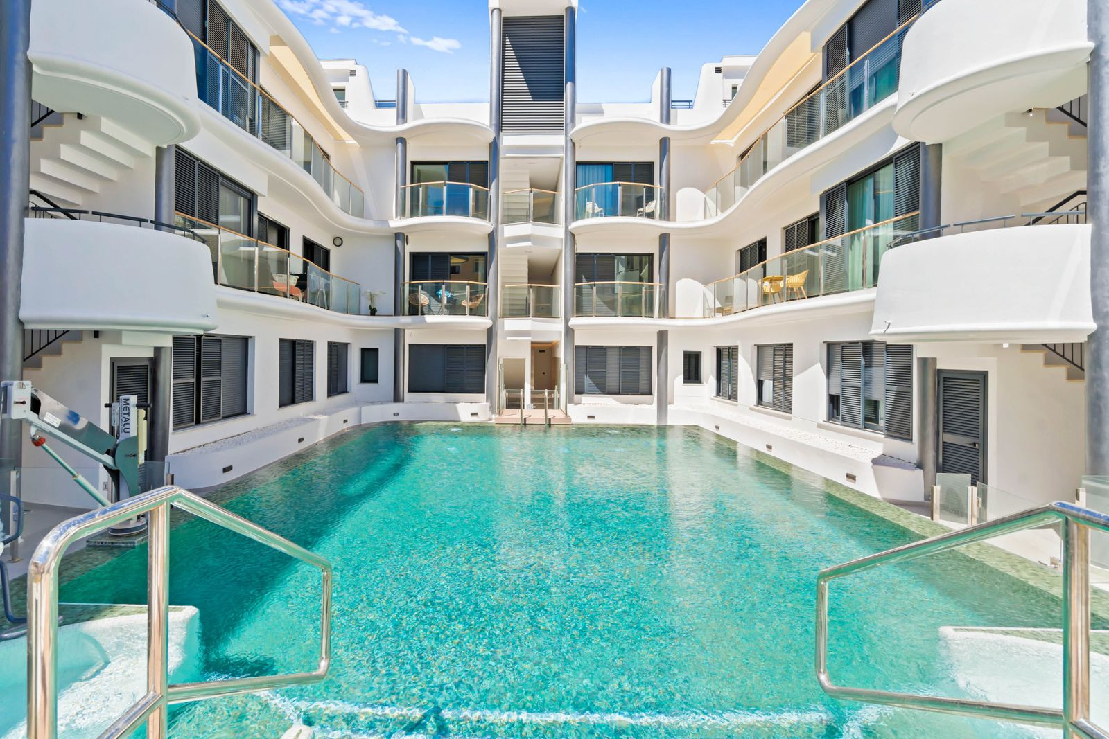 Image 23: apartment For sale, Estepona, €599,900 [HFM-D20007]