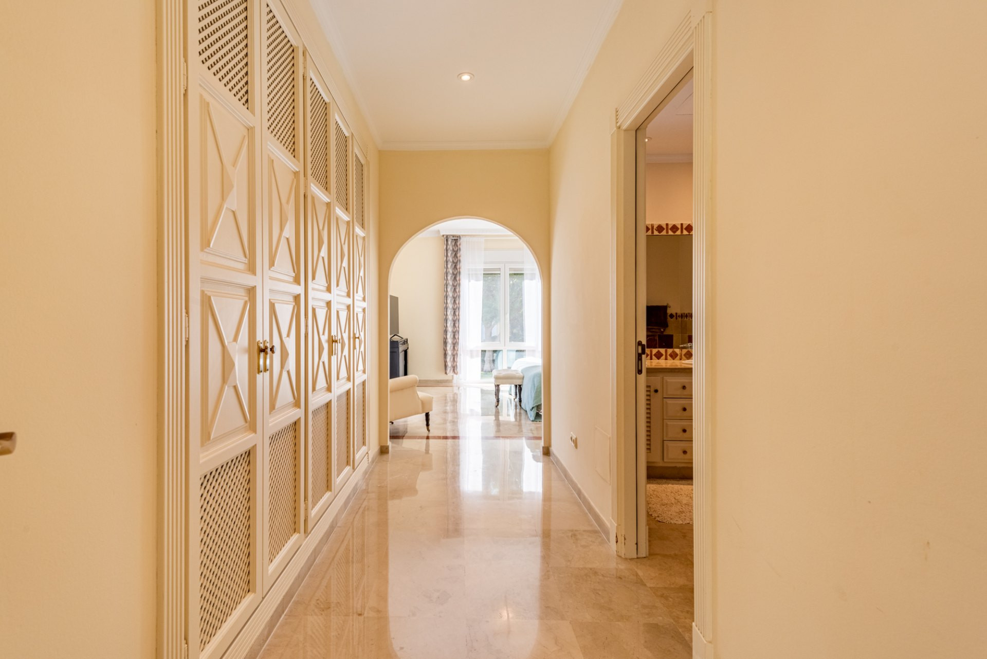 Image 28: villa - chalet For sale, The Golden Mile, €4,295,000 [HFM-CL10187]