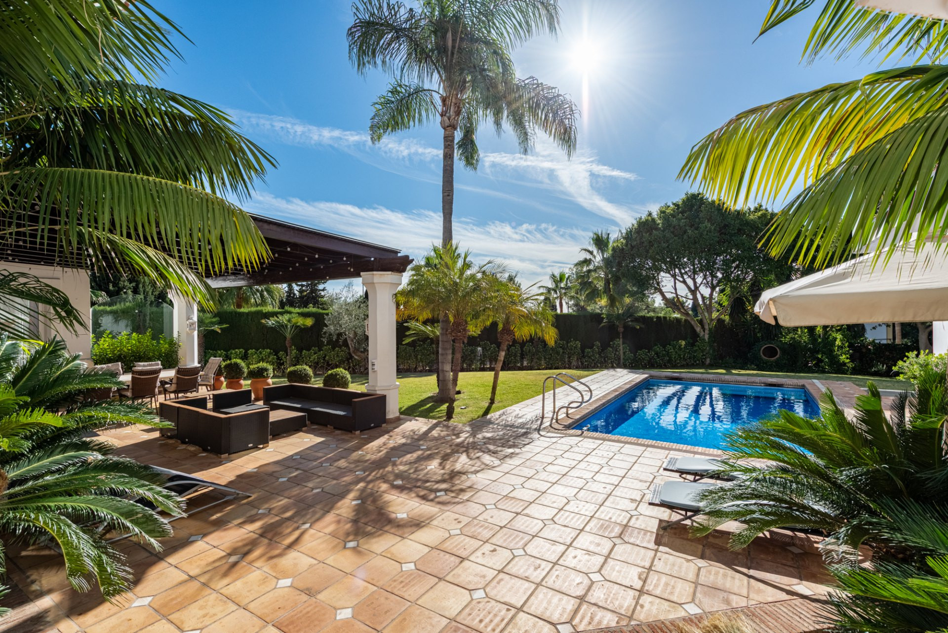 Image 28: villa - chalet For sale, The Golden Mile, €4,295,000 [HFM-CL10187]