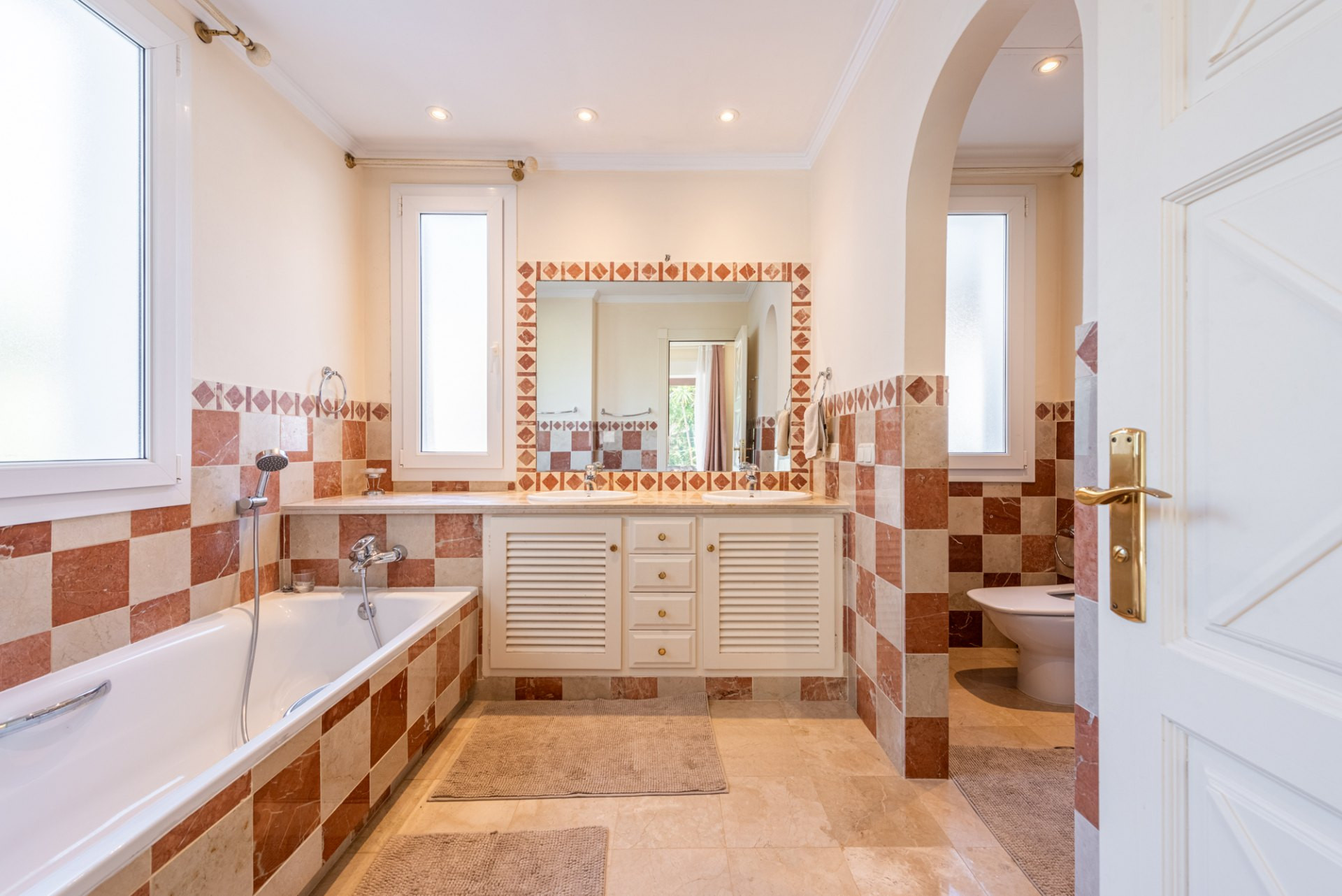 Image 28: villa - chalet For sale, The Golden Mile, €4,295,000 [HFM-CL10187]