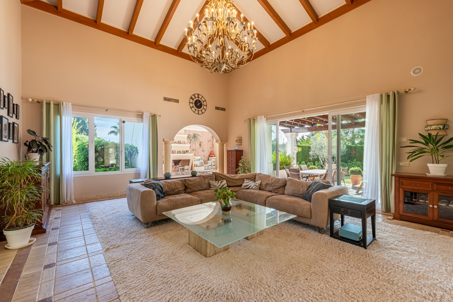 Image 28: villa - chalet For sale, The Golden Mile, €4,295,000 [HFM-CL10187]