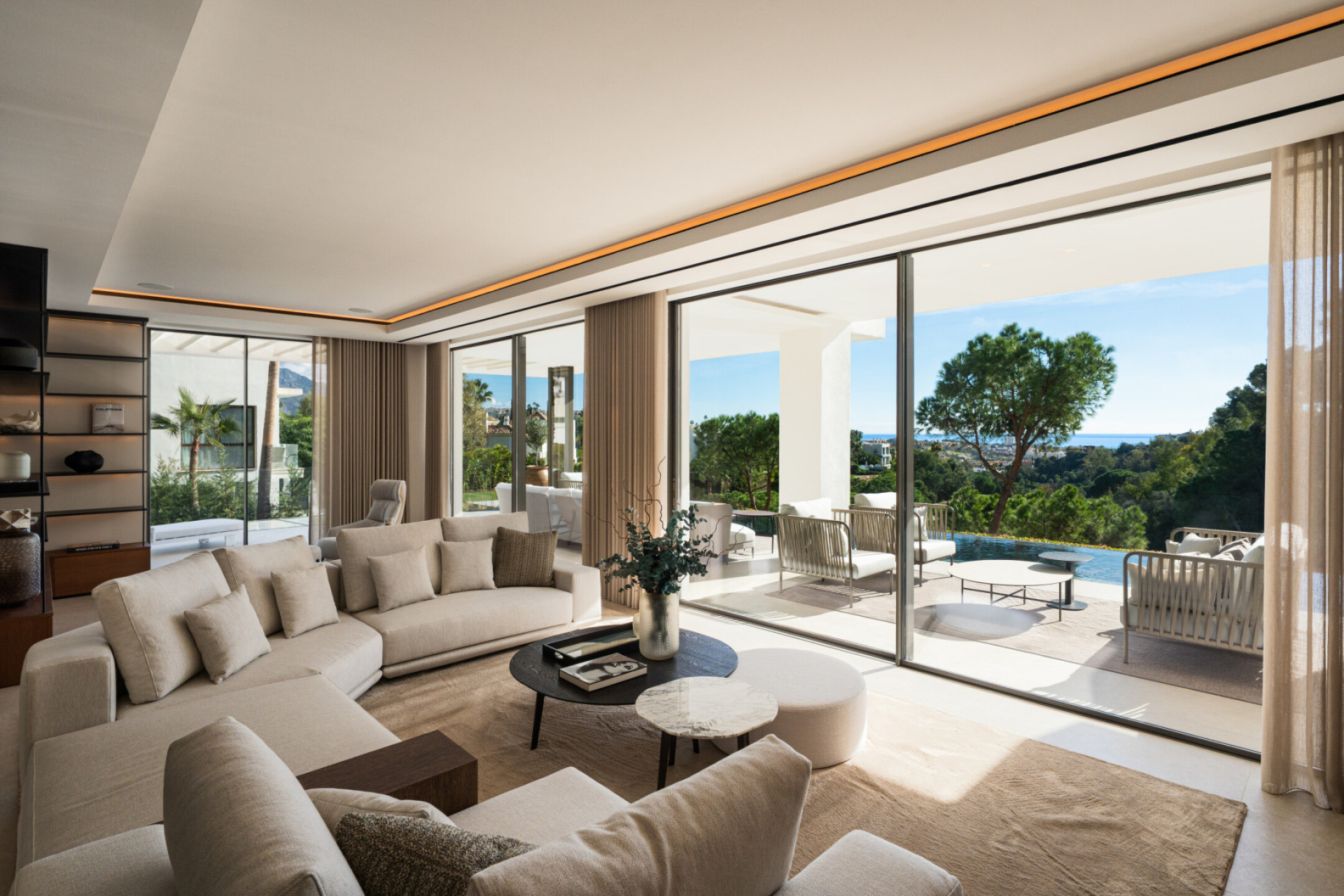 Image 34: detached villa For sale, Benahavís, €7,395,000 [HFM-C40215]