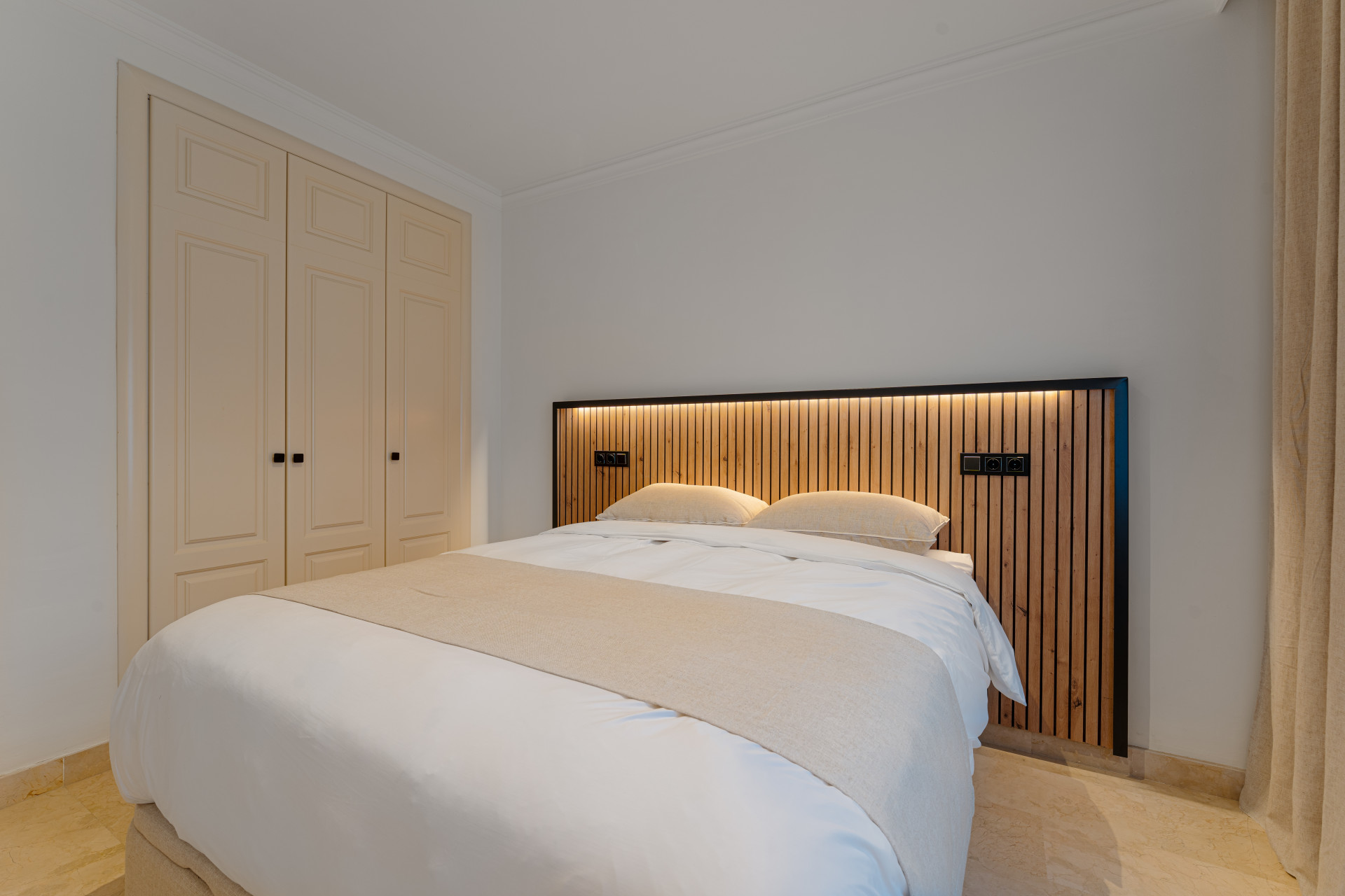 Image 27: apartment For sale, The Golden Mile, €1,150,000 [HFM-C40216]