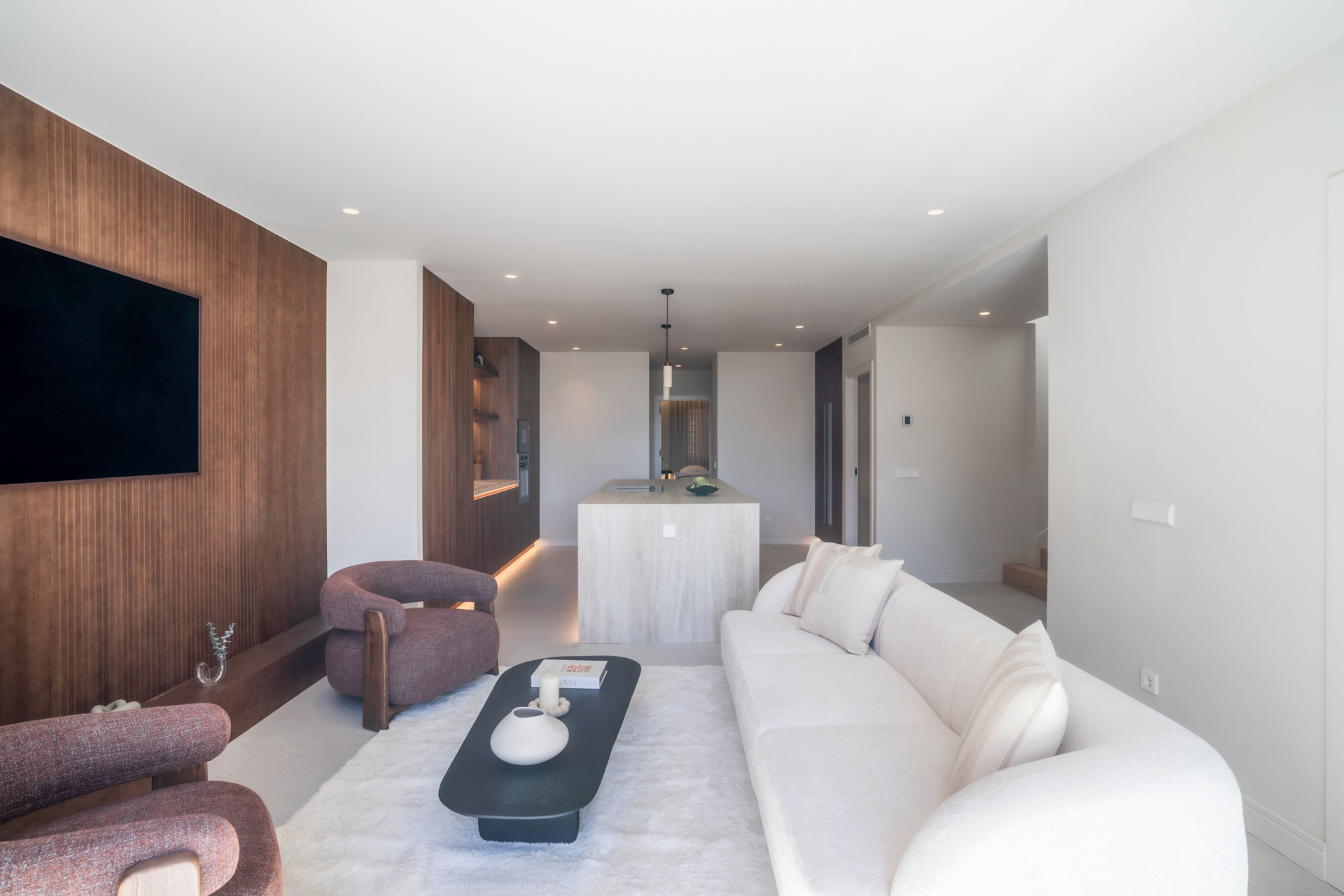 Image {index}: Penthouse Duplex For sale, Nueva Andalucía, €1,749,000 [HFM-C40220]