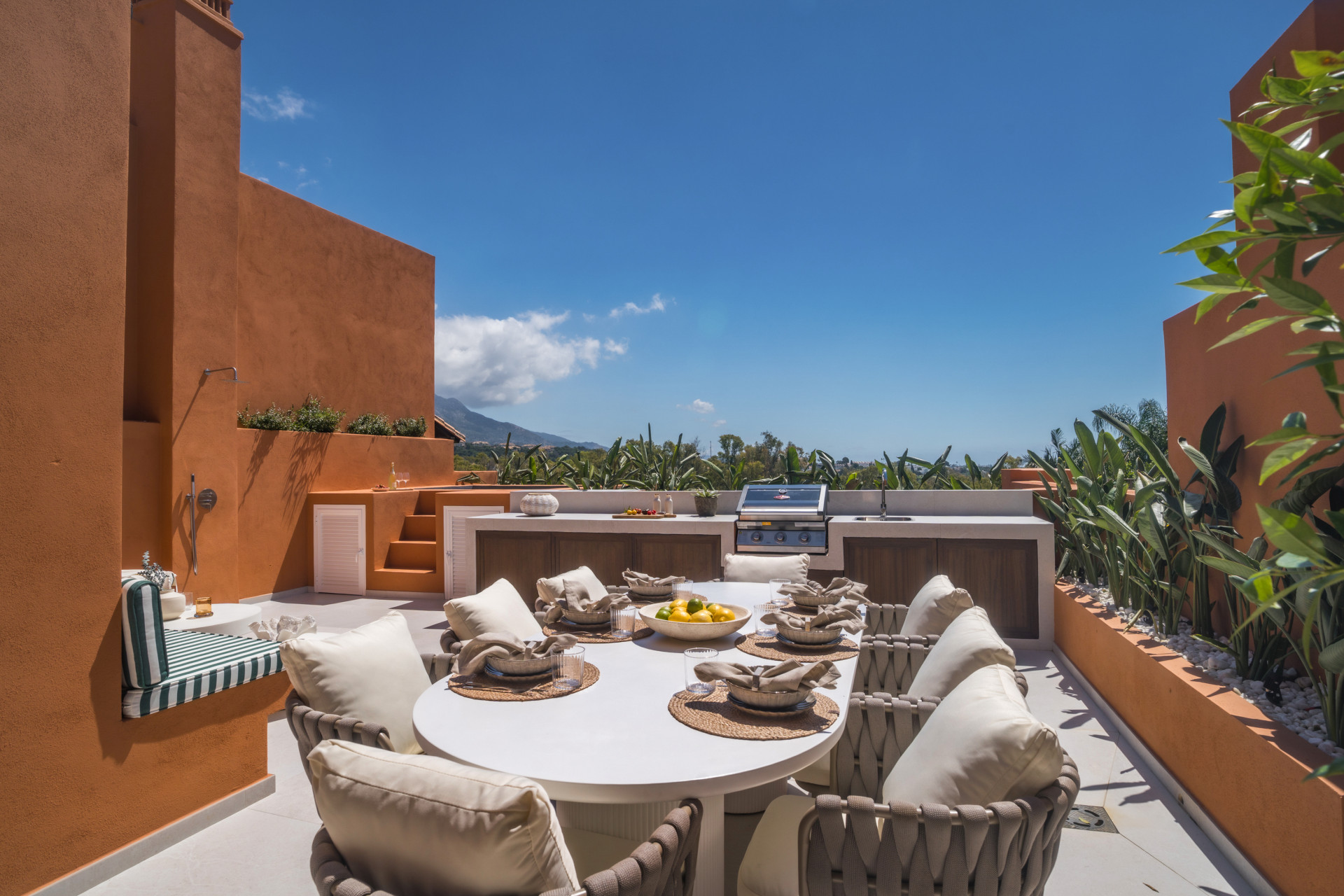 Image {index}: Penthouse Duplex For sale, Nueva Andalucía, €1,749,000 [HFM-C40220]