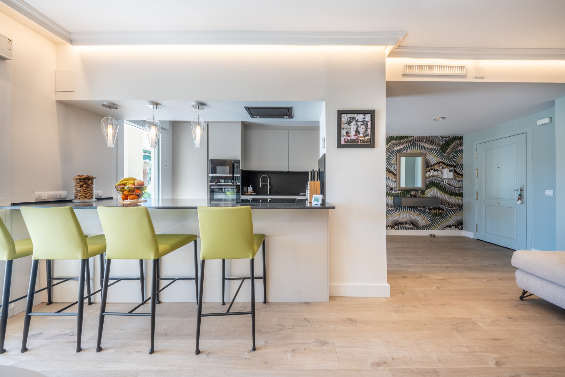 Image {index}: Ground Floor Apartment For sale, Nueva Andalucía, €689,000 [HFM-C40229]