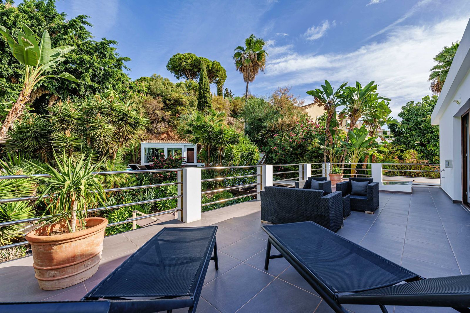 Image 48: detached villa For sale, Marbella, €2,200,000 [HFM-CL10189]