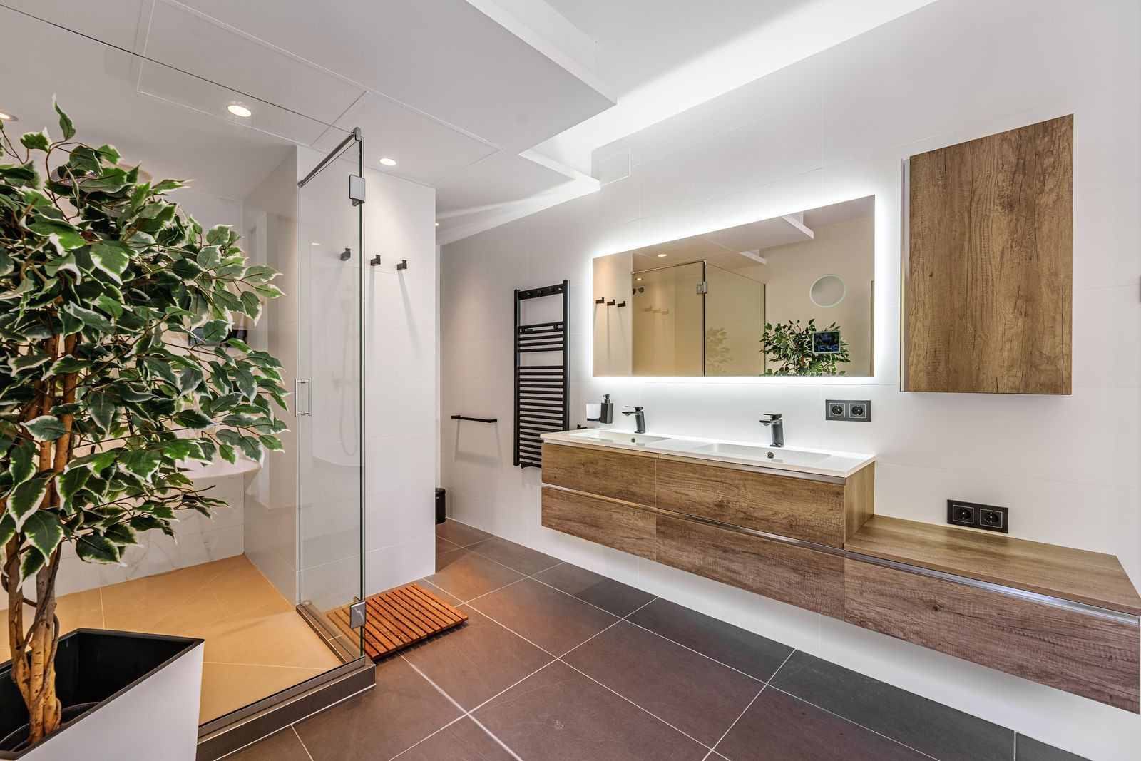 Image 48: detached villa For sale, Marbella, €2,200,000 [HFM-CL10189]