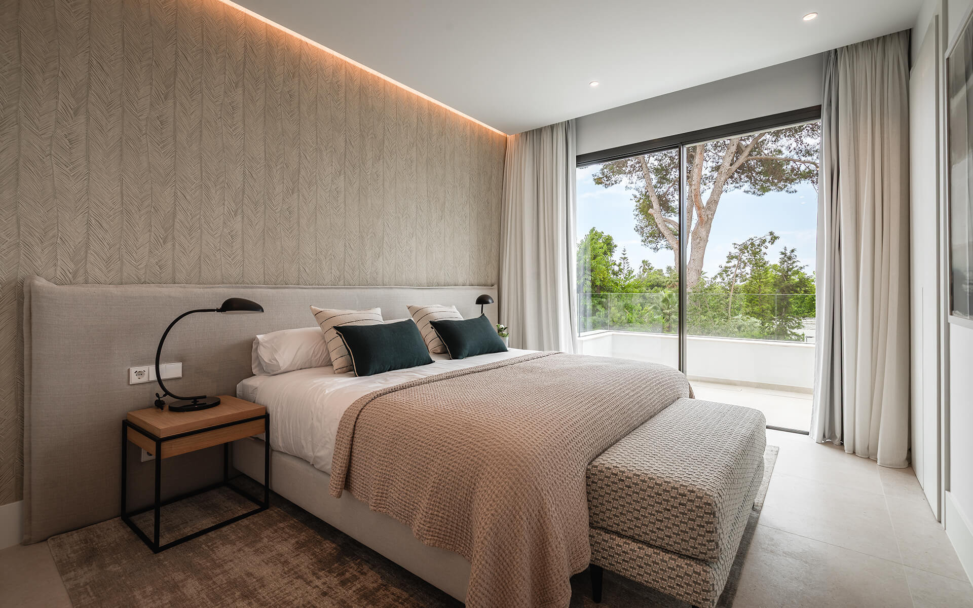 Image 22: detached villa For sale, San Pedro de Alcántara, €2,400,000 [HFM-N10087]