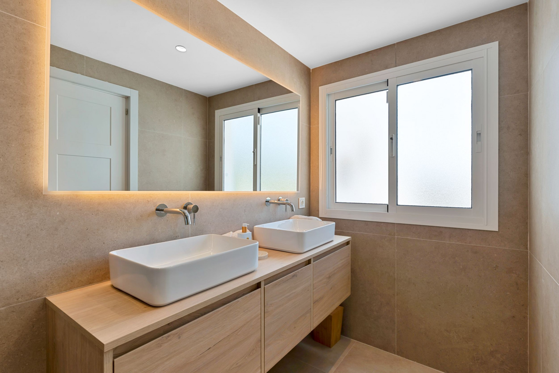 Image 32: townhouse For sale, The Golden Mile, €1,169,000 [HFM-CL10200]