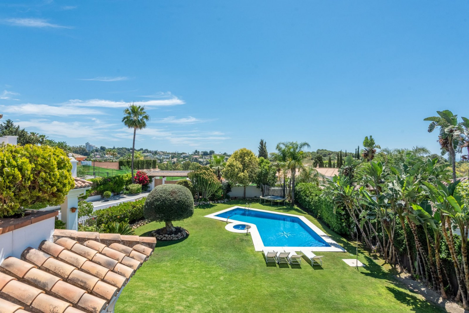 Image 38: detached villa For sale, Benahavís, €2,689,000 [HFM-CL10197]