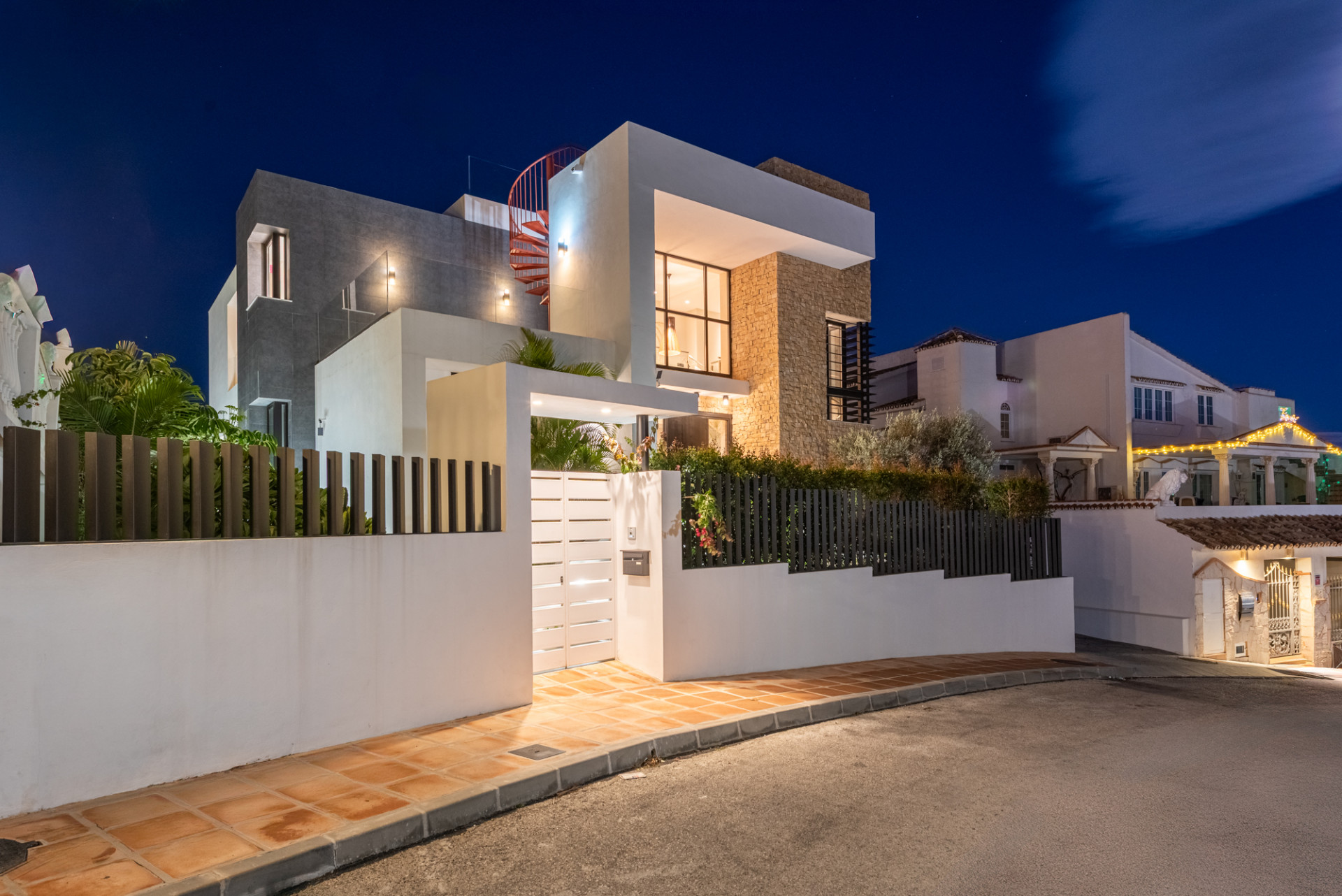 Image 59: detached villa For sale, Mijas Costa, €1,895,000 [HFM-CL10196]