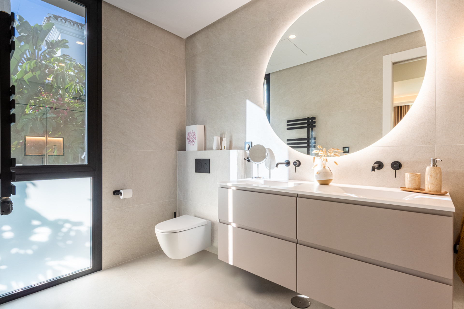 Image 59: detached villa For sale, Mijas Costa, €1,895,000 [HFM-CL10196]