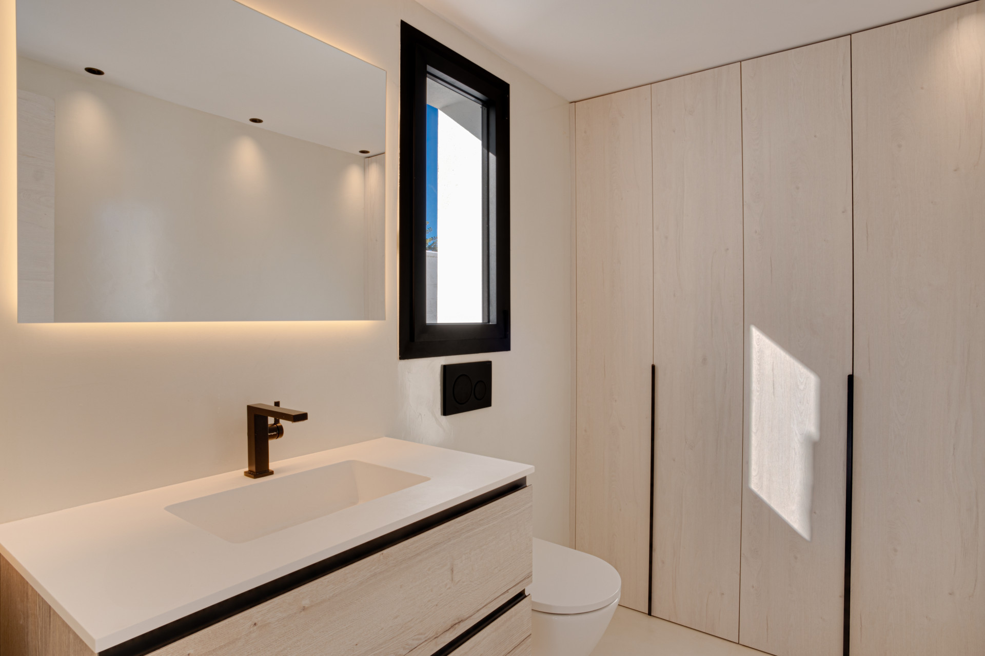 Image 35: villa - chalet For sale, Estepona, €1,595,000 [HFM-CL10227]