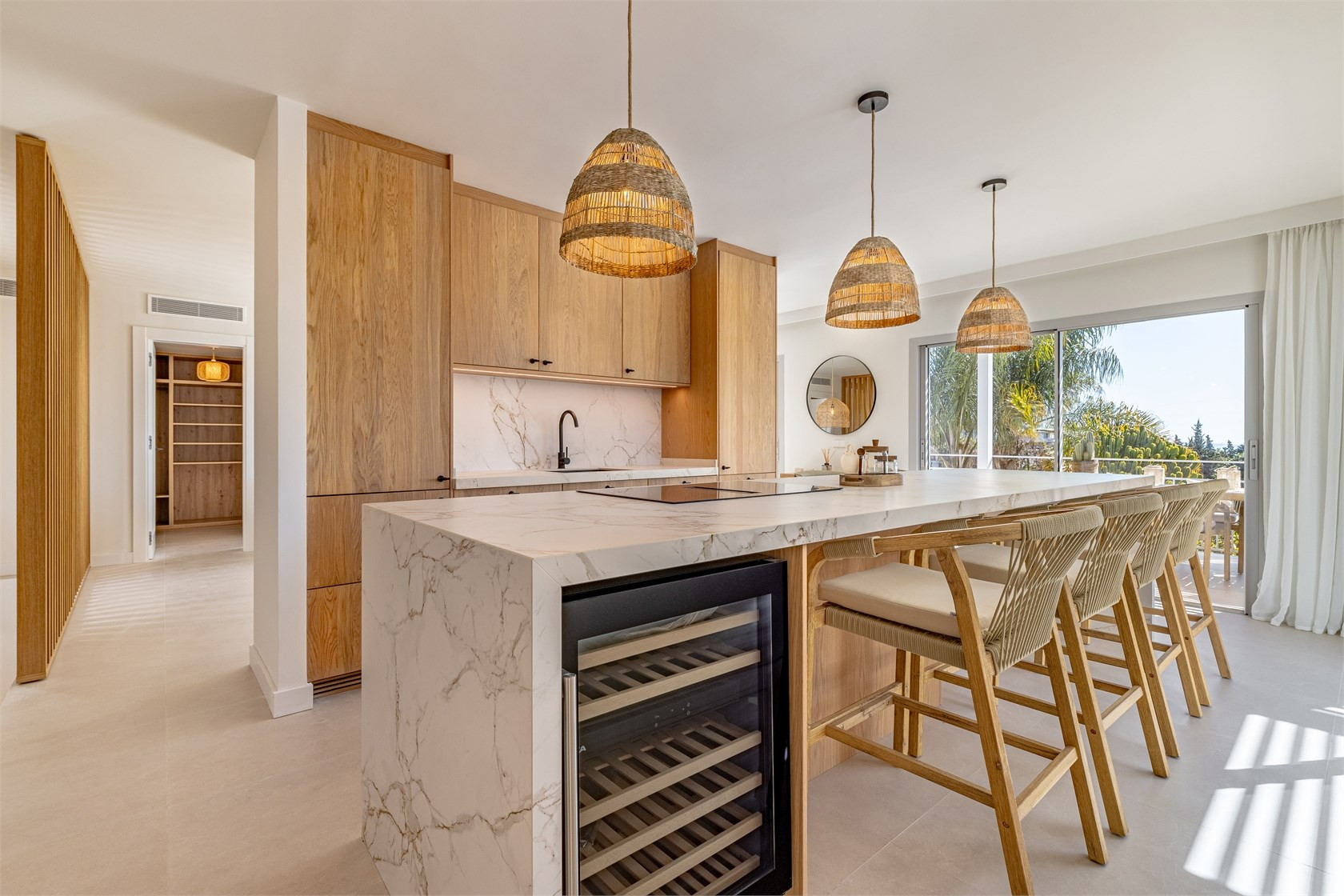 Image {index}: Detached Villa For sale, Nueva Andalucía, €1,795,000 [HFM-CL10228]