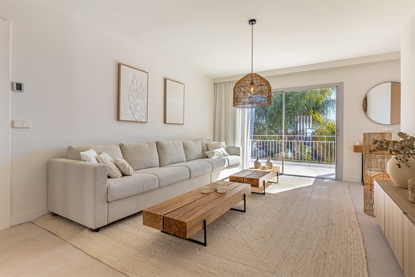 Image {index}: Detached Villa For sale, Nueva Andalucía, €1,795,000 [HFM-CL10228]