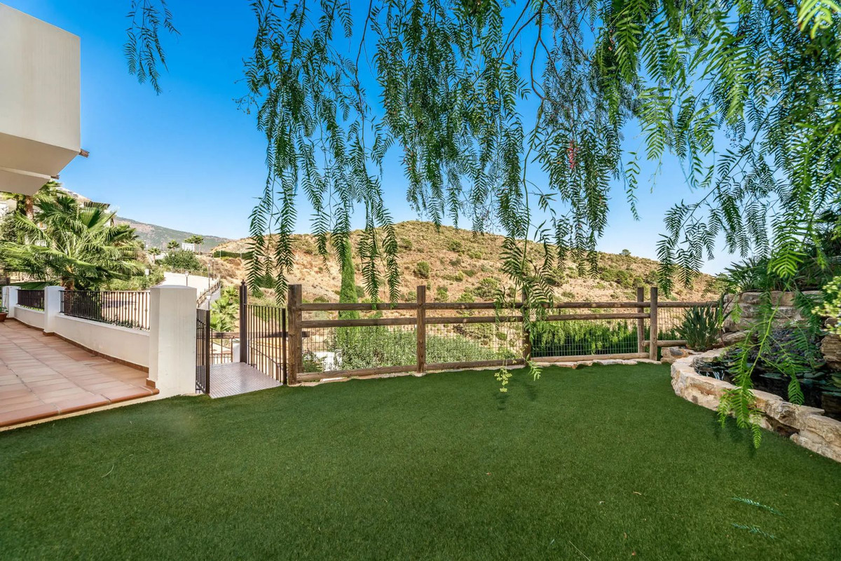 Image {index}: Detached Villa For sale, Benahavís, €1,595,000 [HFM-CL10229]