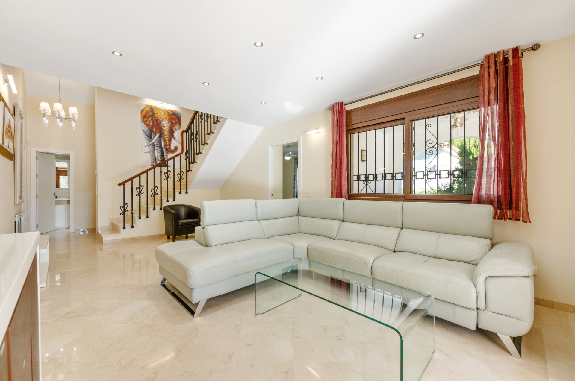 Image {index}: Detached Villa For sale, Estepona, €1,399,000 [HFM-CL10232]