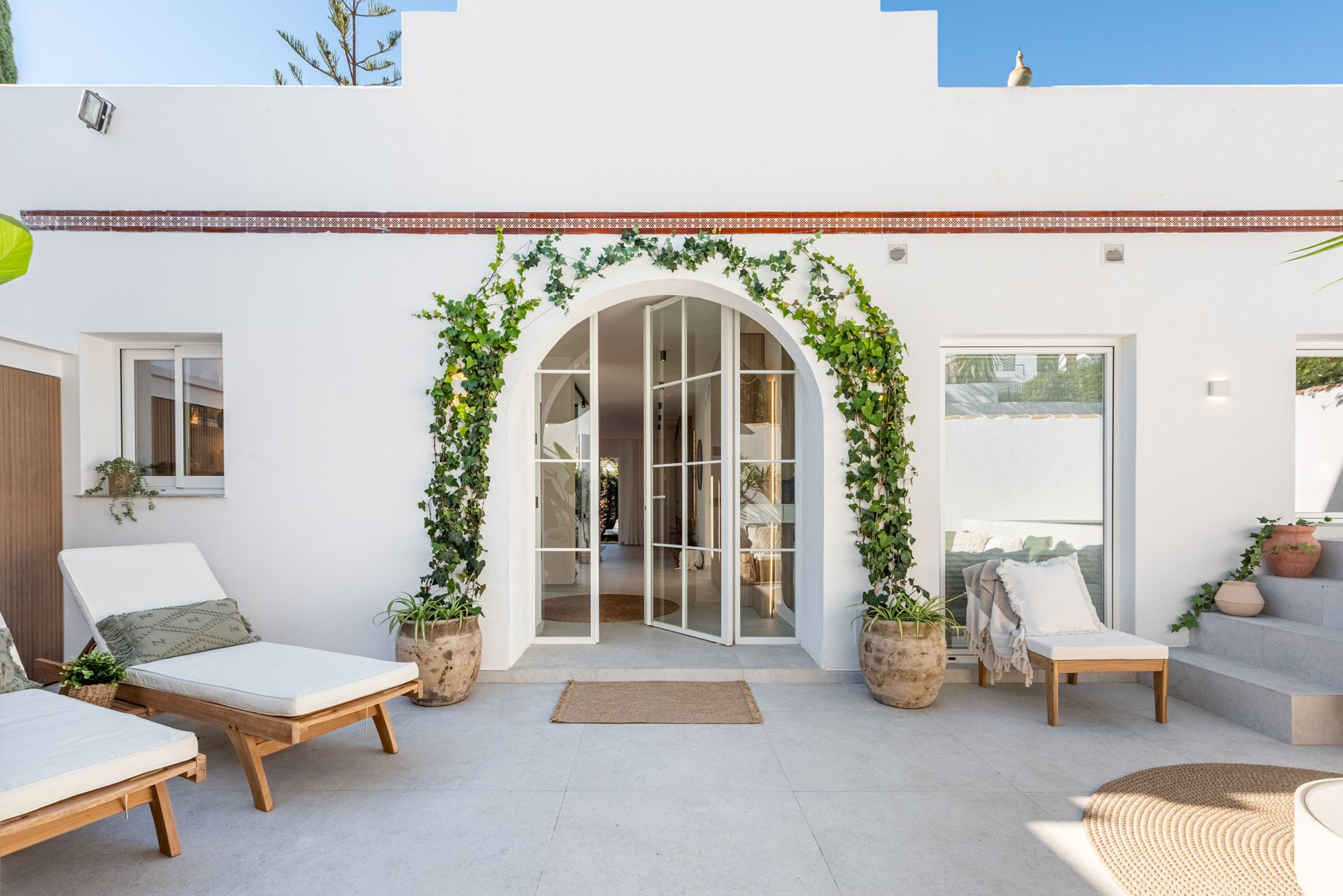 Image {index}: Semi-detached House For sale, Nueva Andalucía, €1,349,000 [HFM-CL10234]