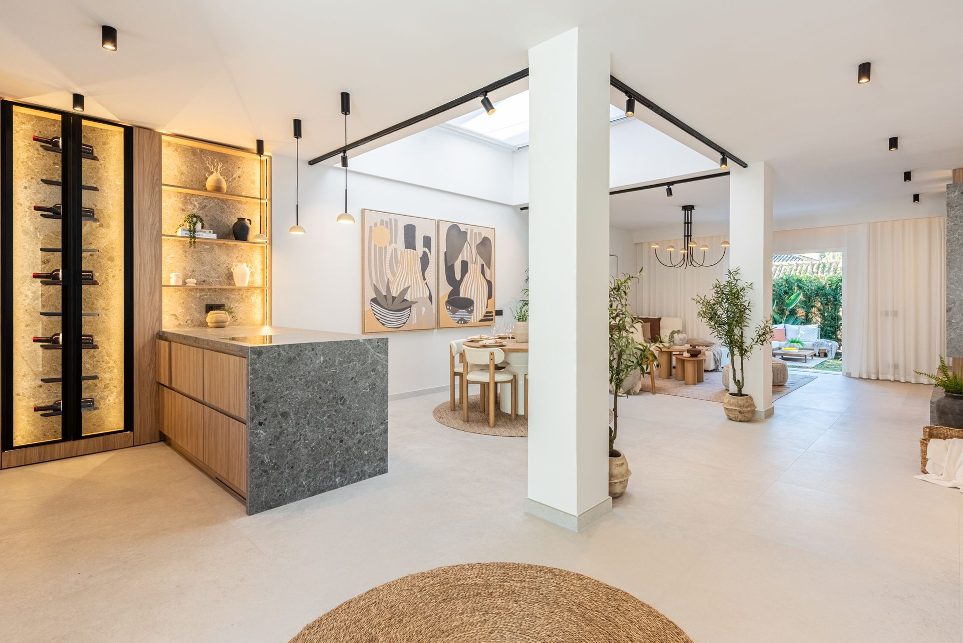 Image {index}: Semi-detached House For sale, Nueva Andalucía, €1,349,000 [HFM-CL10234]