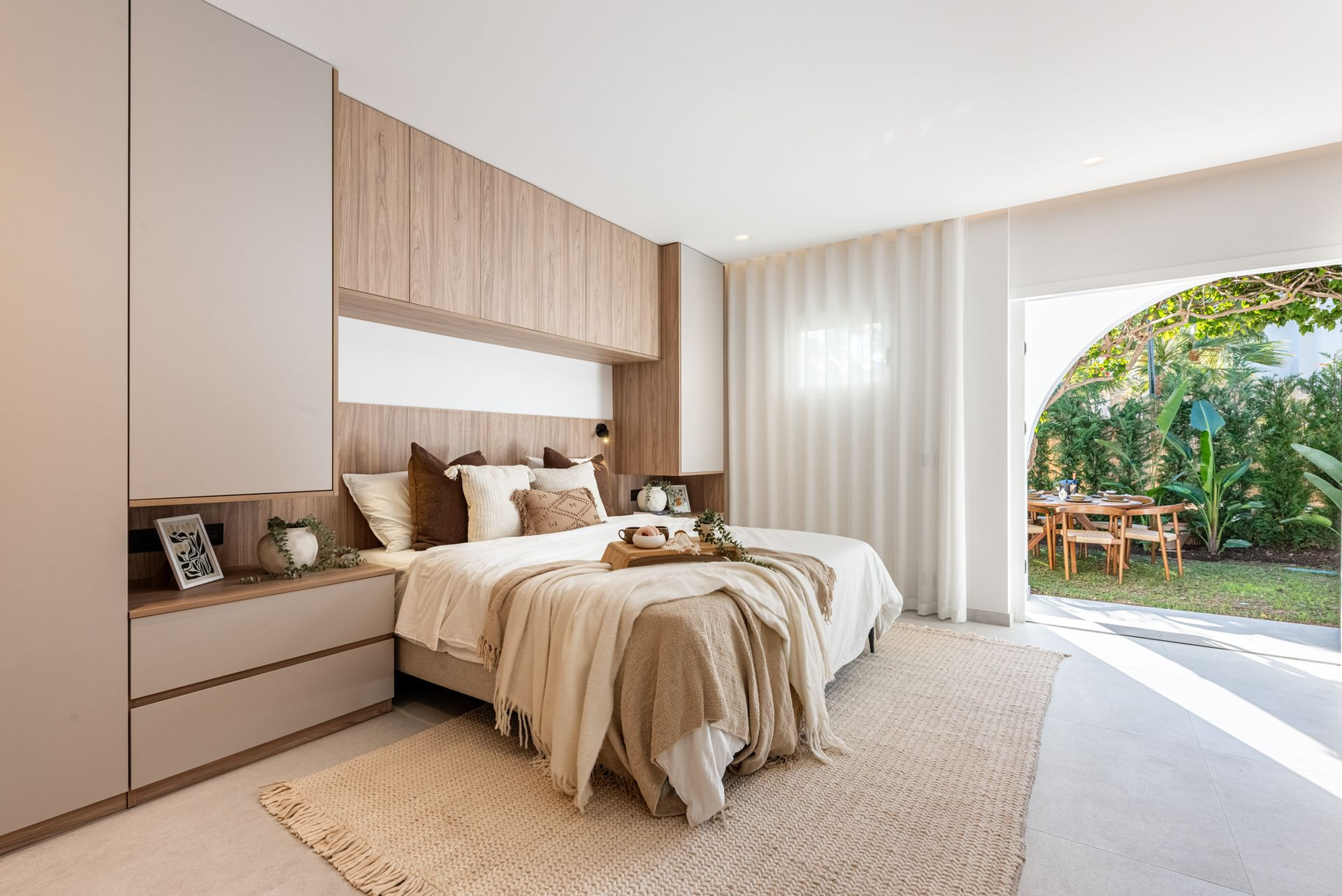 Image {index}: Semi-detached House For sale, Nueva Andalucía, €1,349,000 [HFM-CL10234]