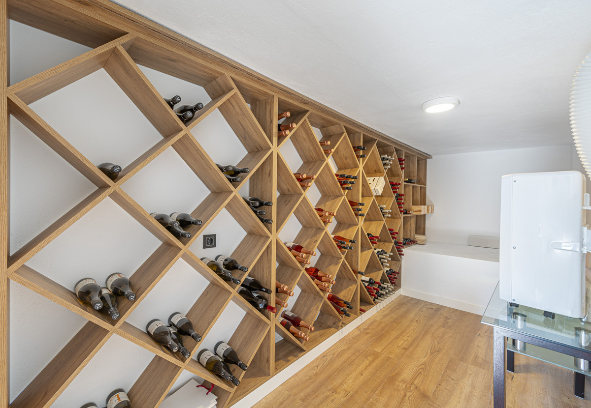 Image 40: detached villa For sale, Marbella, €2,590,000 [HFM-CL10223]