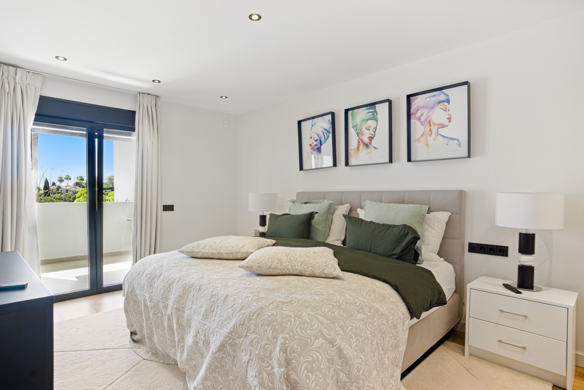 Image 40: detached villa For sale, Marbella, €2,590,000 [HFM-CL10223]