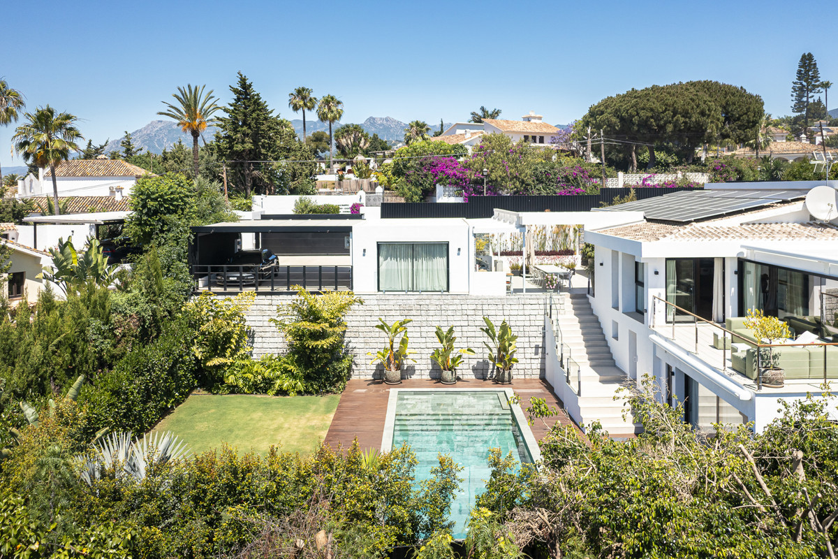 Image 40: detached villa For sale, Marbella, €2,590,000 [HFM-CL10223]